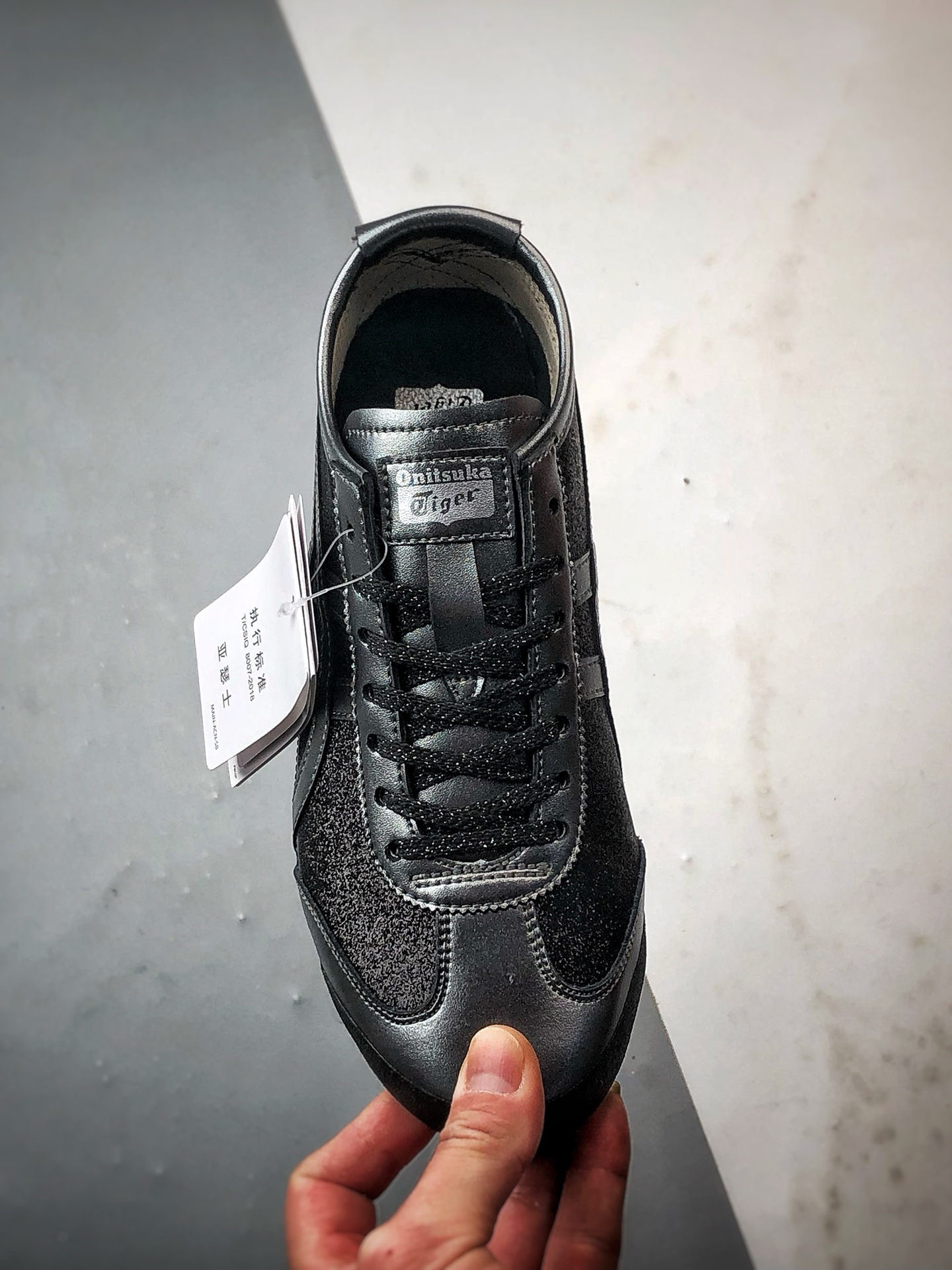 170 Asics 鬼冢虎 Mexico 66 黑钻 1183C480-001-Chinese UA Cheap High Quatity Brand Clothes Bags handbags Sneakers wholesale wholesaler seller from China Factory suppliers Fashion Clothing Shoes best Quality Beautiful Price 170 Asics 鬼冢虎 Mexico 66 黑钻 1183C480-001