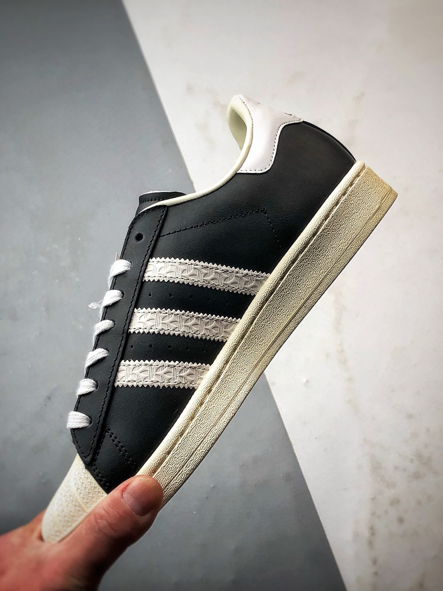 160 AD Originals Superstar 黑白贝壳头 ID4676-Chinese UA Cheap High Quatity Brand Clothes Bags handbags Sneakers wholesale wholesaler seller from China Factory suppliers Fashion Clothing Shoes best Quality Beautiful Price 160 AD Originals Superstar 黑白贝壳头 ID4676