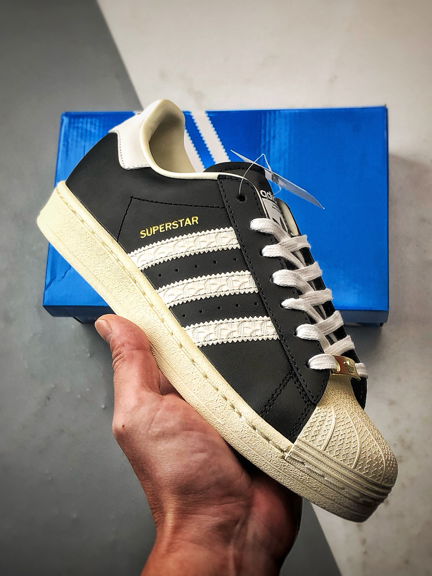 160 AD Originals Superstar 黑白贝壳头 ID4676-Chinese UA Cheap High Quatity Brand Clothes Bags handbags Sneakers wholesale wholesaler seller from China Factory suppliers Fashion Clothing Shoes best Quality Beautiful Price 160 AD Originals Superstar 黑白贝壳头 ID4676