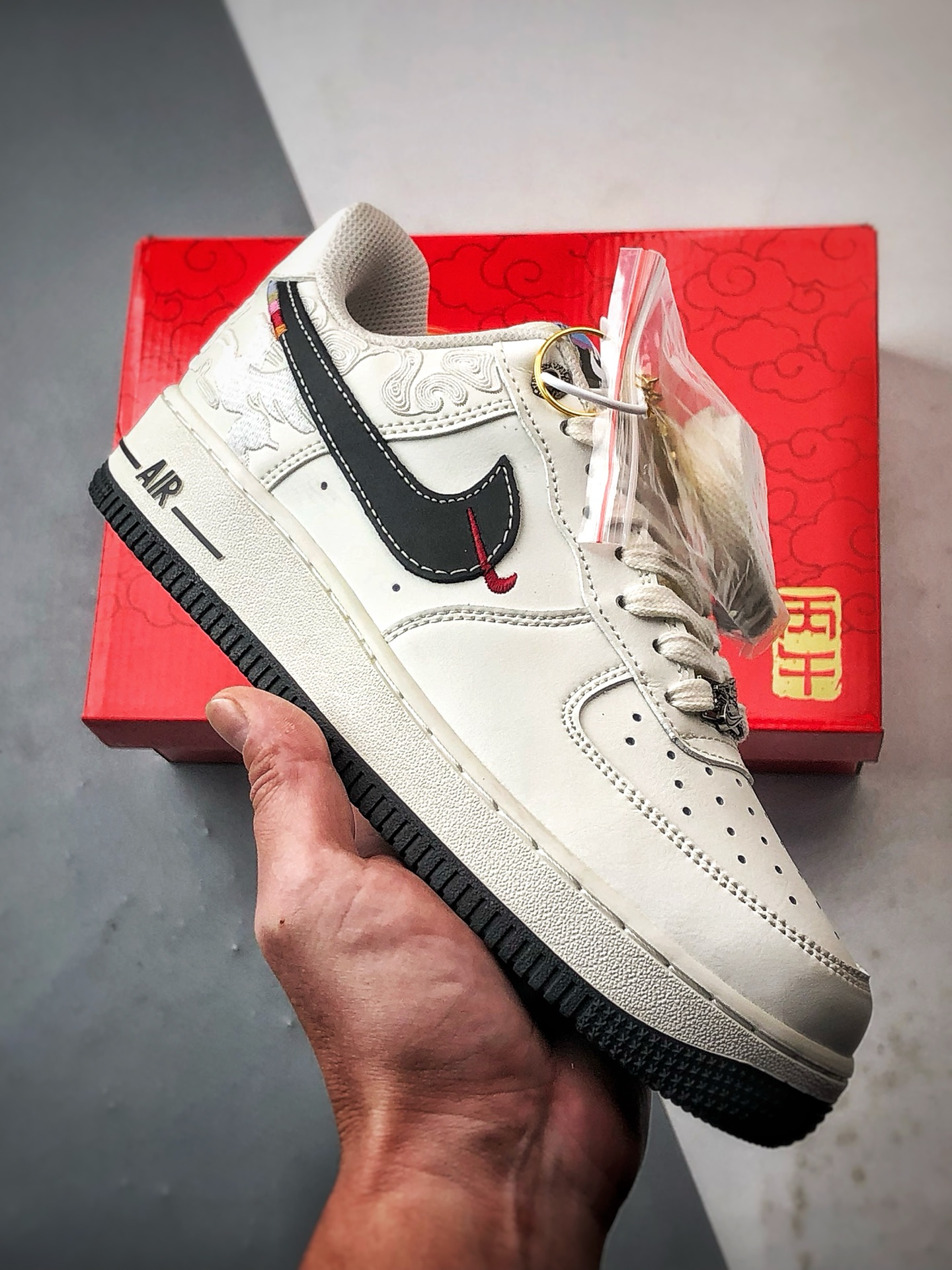 280 Air Force 1 '07 Low 马年限定白黑 DD1982-347-Chinese UA Cheap High Quatity Brand Clothes Bags handbags Sneakers wholesale wholesaler seller from China Factory suppliers Fashion Clothing Shoes best Quality Beautiful Price 280 Air Force 1 '07 Low 马年限定白黑 DD1982-347