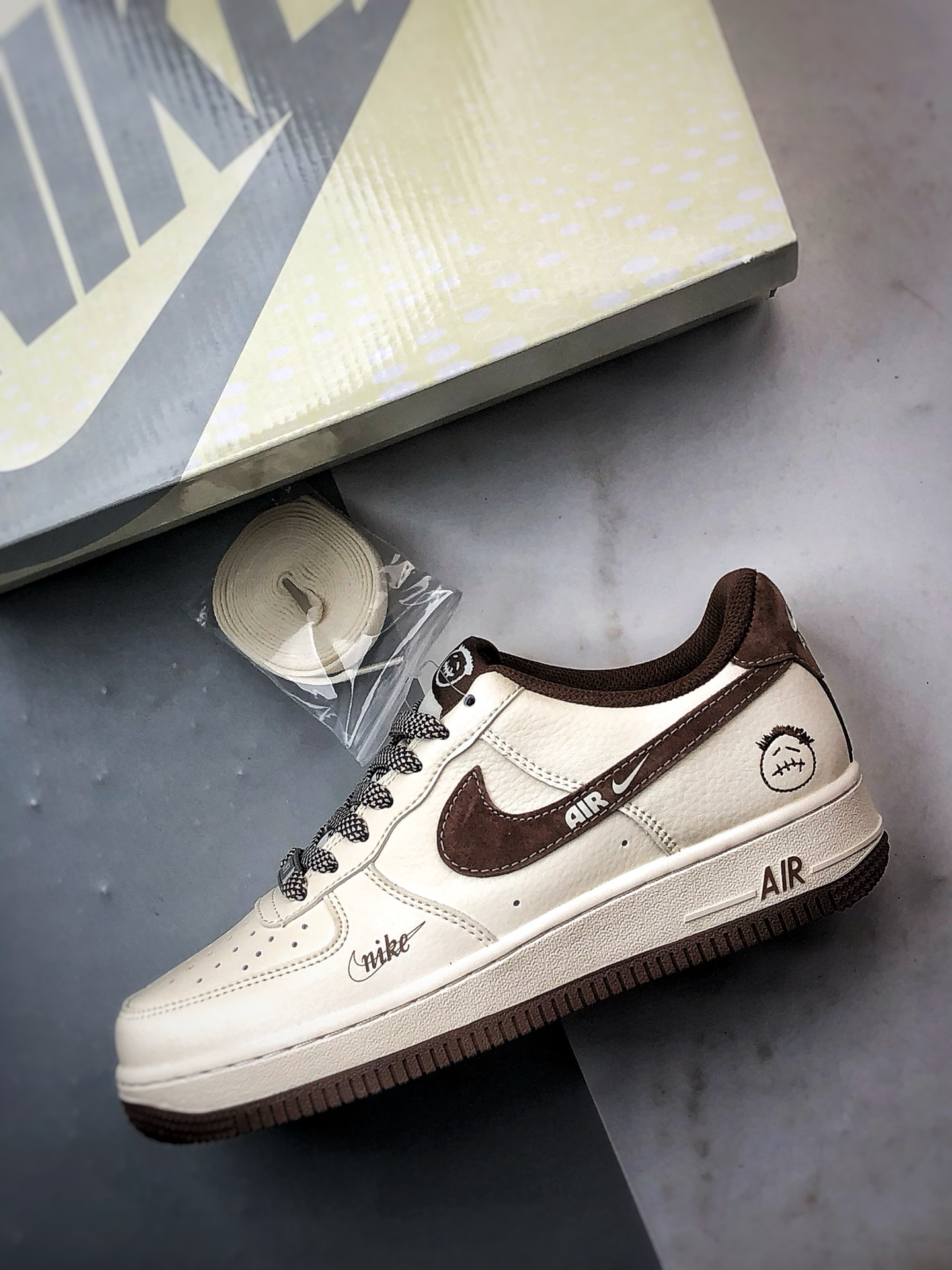 280 Air Force 1 '07 Low 鬼脸米白褐 XD9314-614