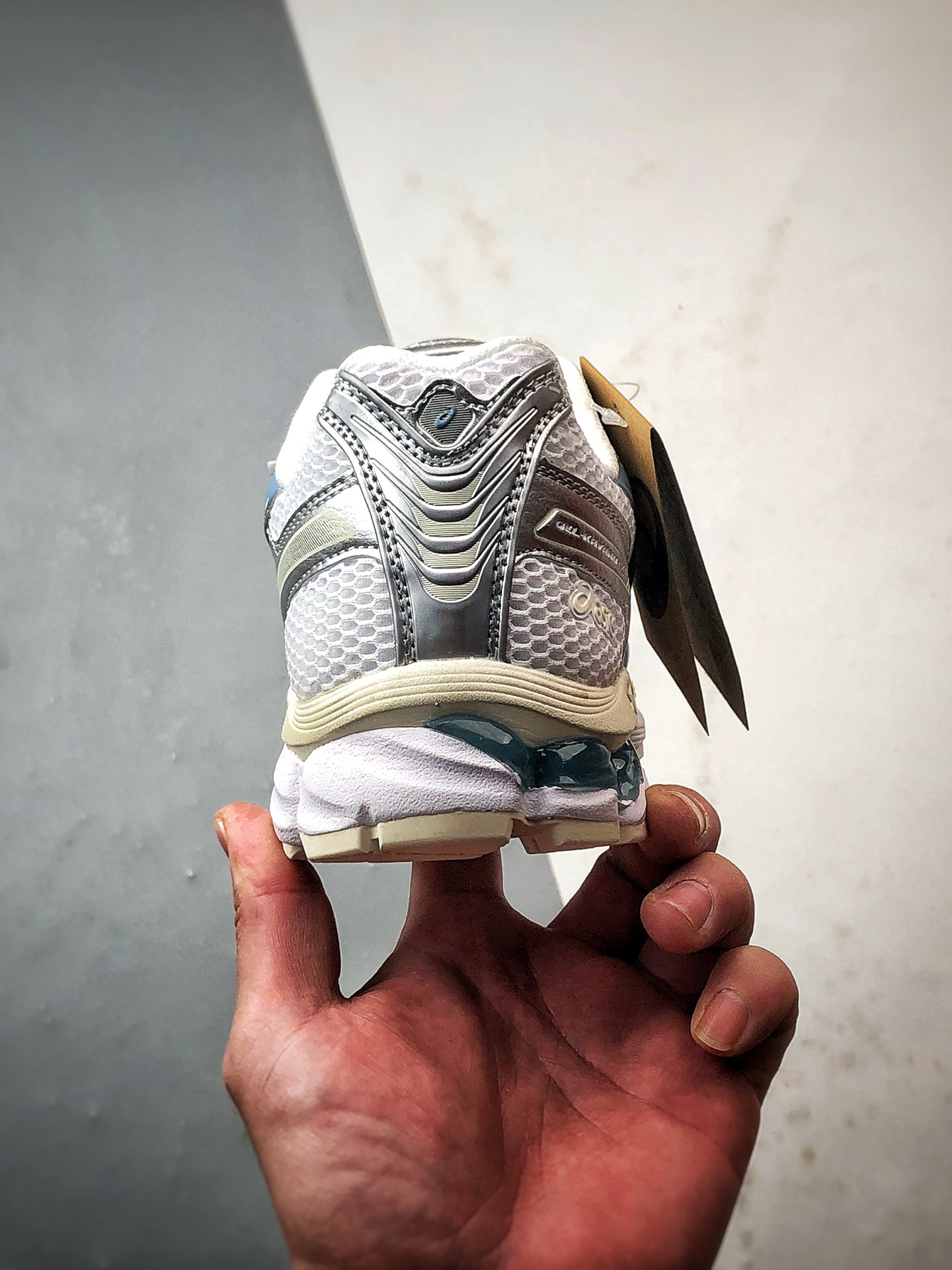 Asics Gel-Kayano 12.1 白银蓝 亚瑟士百搭休闲运动慢跑鞋 1203A759-101-Top High Quatity Cheap Sneakers Fashion Clothing Clothes Bags handbags Shoes of all Brand wholesale With The best Quality And Beautiful Price from China Factory Chinese suppliers wholesaler seller Asics Gel-Kayano 12.1 白银蓝 亚瑟士百搭休闲运动慢跑鞋 1203A759-101