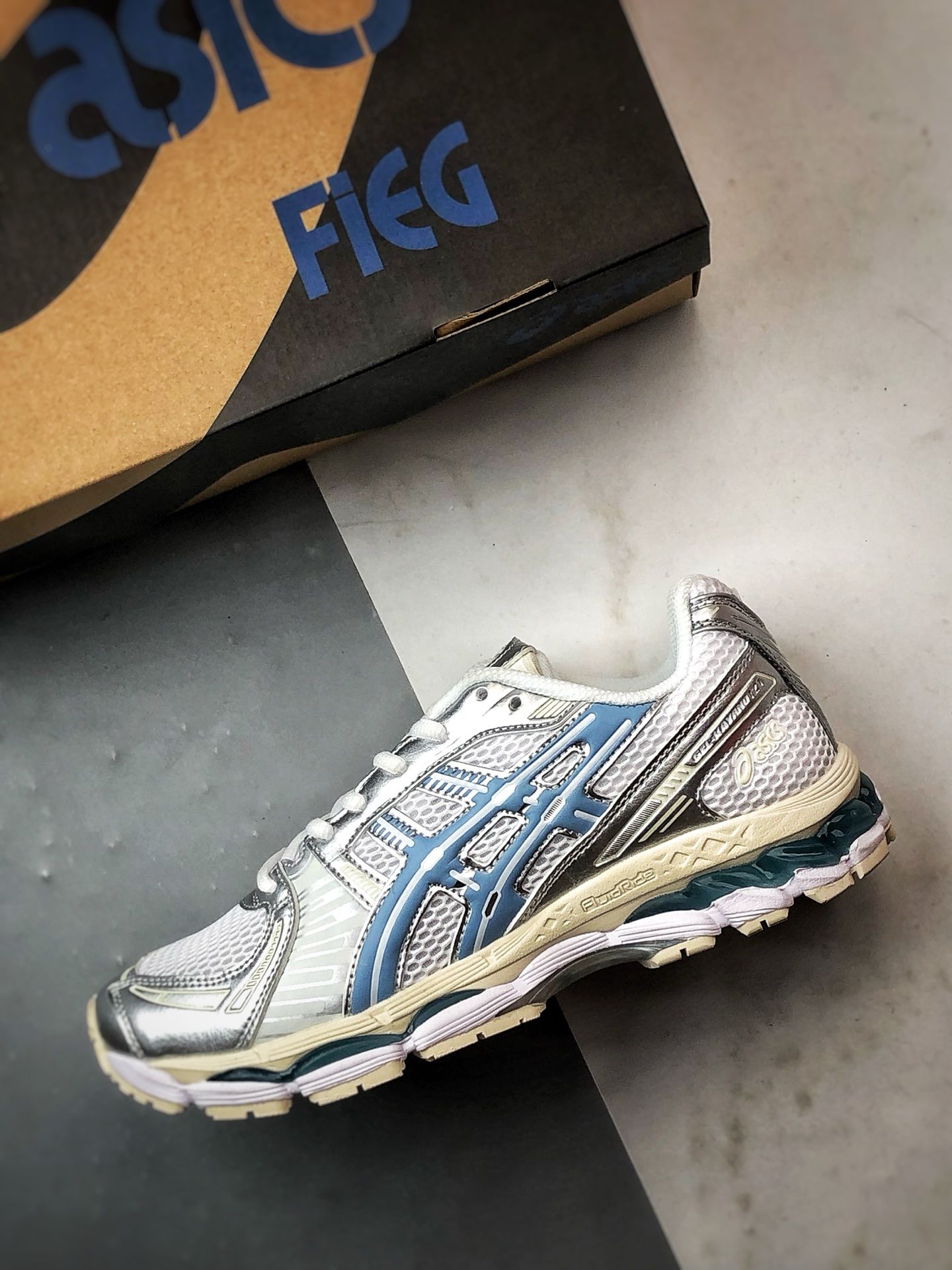 Asics Gel-Kayano 12.1 白银蓝 亚瑟士百搭休闲运动慢跑鞋 1203A759-101-Top High Quatity Cheap Sneakers Fashion Clothing Clothes Bags handbags Shoes of all Brand wholesale With The best Quality And Beautiful Price from China Factory Chinese suppliers wholesaler seller Asics Gel-Kayano 12.1 白银蓝 亚瑟士百搭休闲运动慢跑鞋 1203A759-101