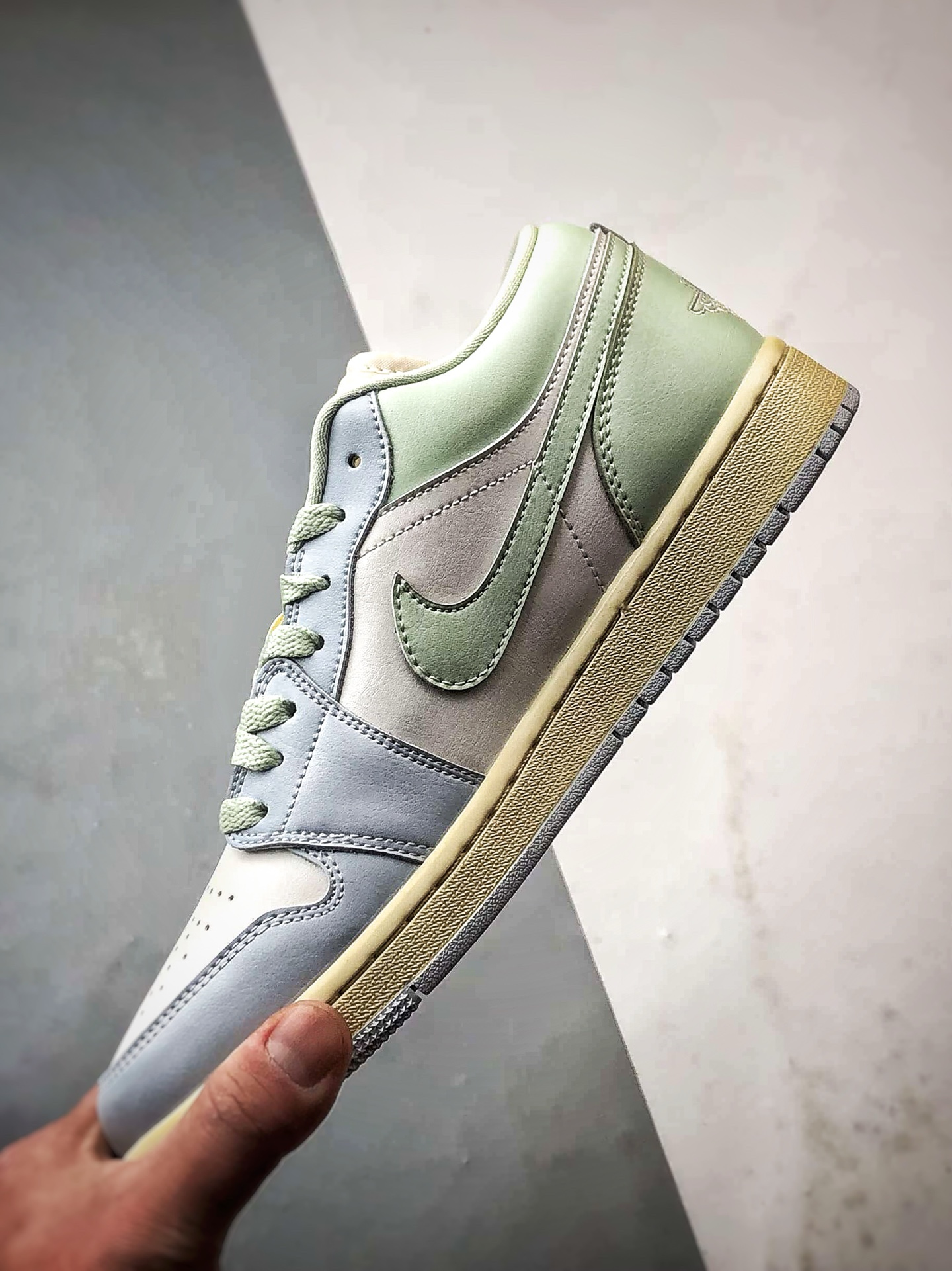 200 Air Jordan 1 Low 薄荷冰蓝 DC0774-108-Chinese UA Cheap High Quatity Brand Clothes Bags handbags Sneakers wholesale wholesaler seller from China Factory suppliers Fashion Clothing Shoes best Quality Beautiful Price 200 Air Jordan 1 Low 薄荷冰蓝 DC0774-108