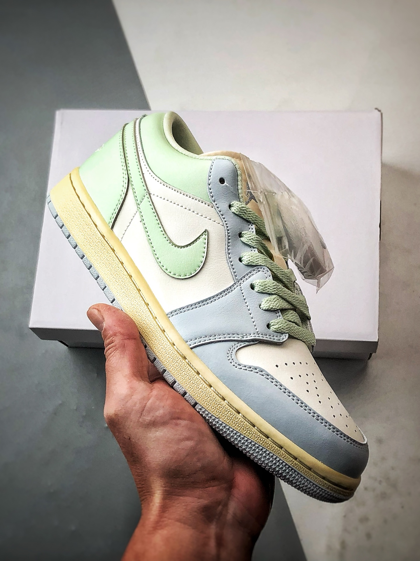 200 Air Jordan 1 Low 薄荷冰蓝 DC0774-108-Chinese UA Cheap High Quatity Brand Clothes Bags handbags Sneakers wholesale wholesaler seller from China Factory suppliers Fashion Clothing Shoes best Quality Beautiful Price 200 Air Jordan 1 Low 薄荷冰蓝 DC0774-108