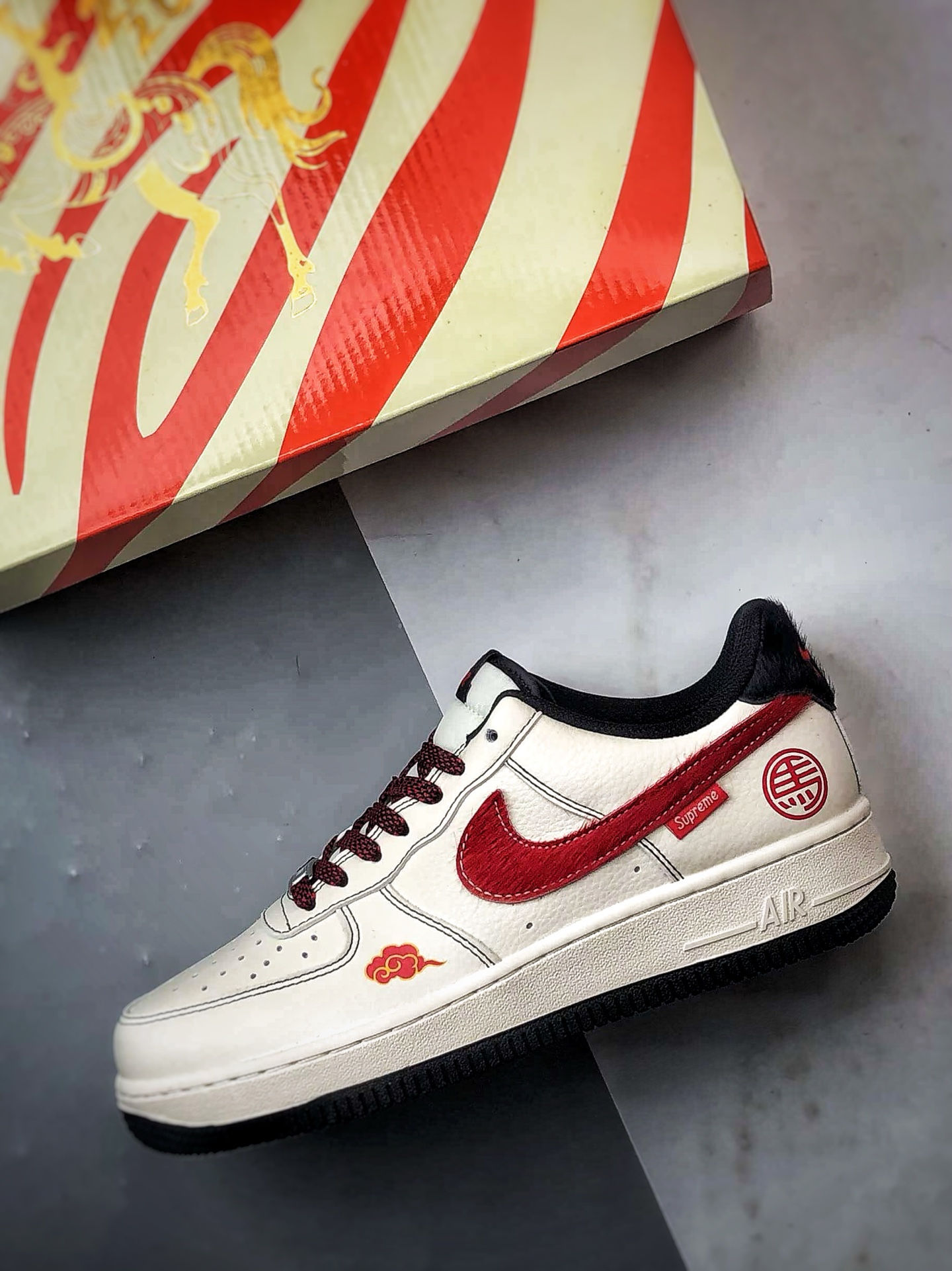 280 Air Force 1 '07 Low 米黑红马毛钩 QW5288-126-Chinese UA Cheap High Quatity Brand Clothes Bags handbags Sneakers wholesale wholesaler seller from China Factory suppliers Fashion Clothing Shoes best Quality Beautiful Price 280 Air Force 1 '07 Low 米黑红马毛钩 QW5288-126