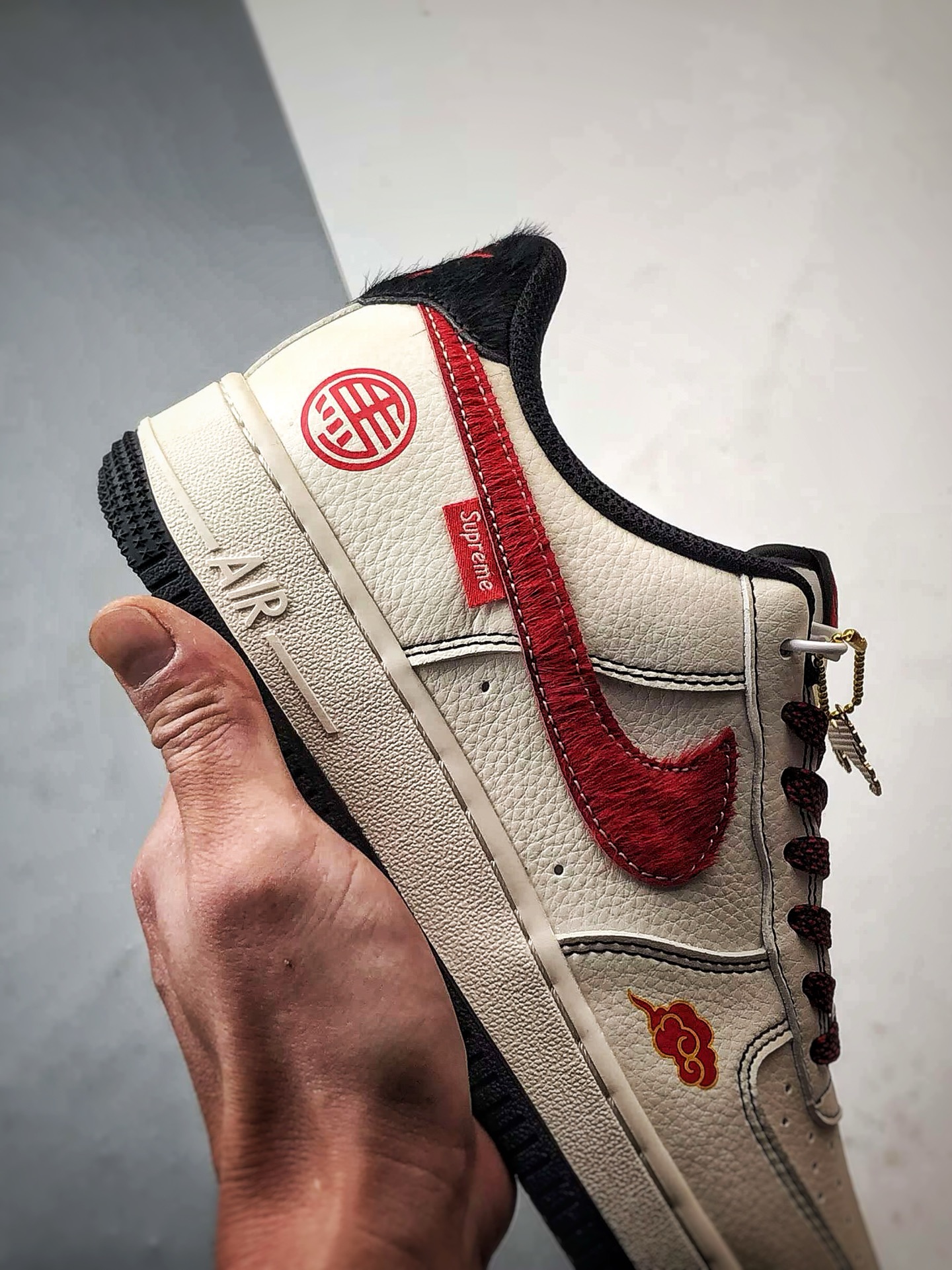 280 Air Force 1 '07 Low 米黑红马毛钩 QW5288-126-Chinese UA Cheap High Quatity Brand Clothes Bags handbags Sneakers wholesale wholesaler seller from China Factory suppliers Fashion Clothing Shoes best Quality Beautiful Price 280 Air Force 1 '07 Low 米黑红马毛钩 QW5288-126
