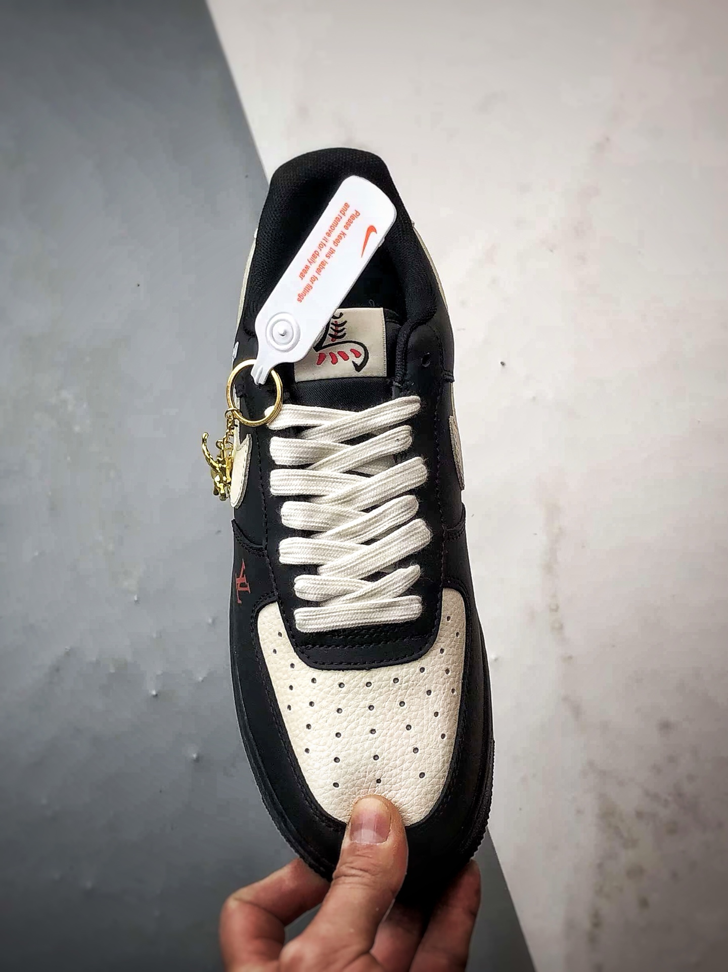 LV x Air Force 1 Low 马年黑米色 FV3694-104