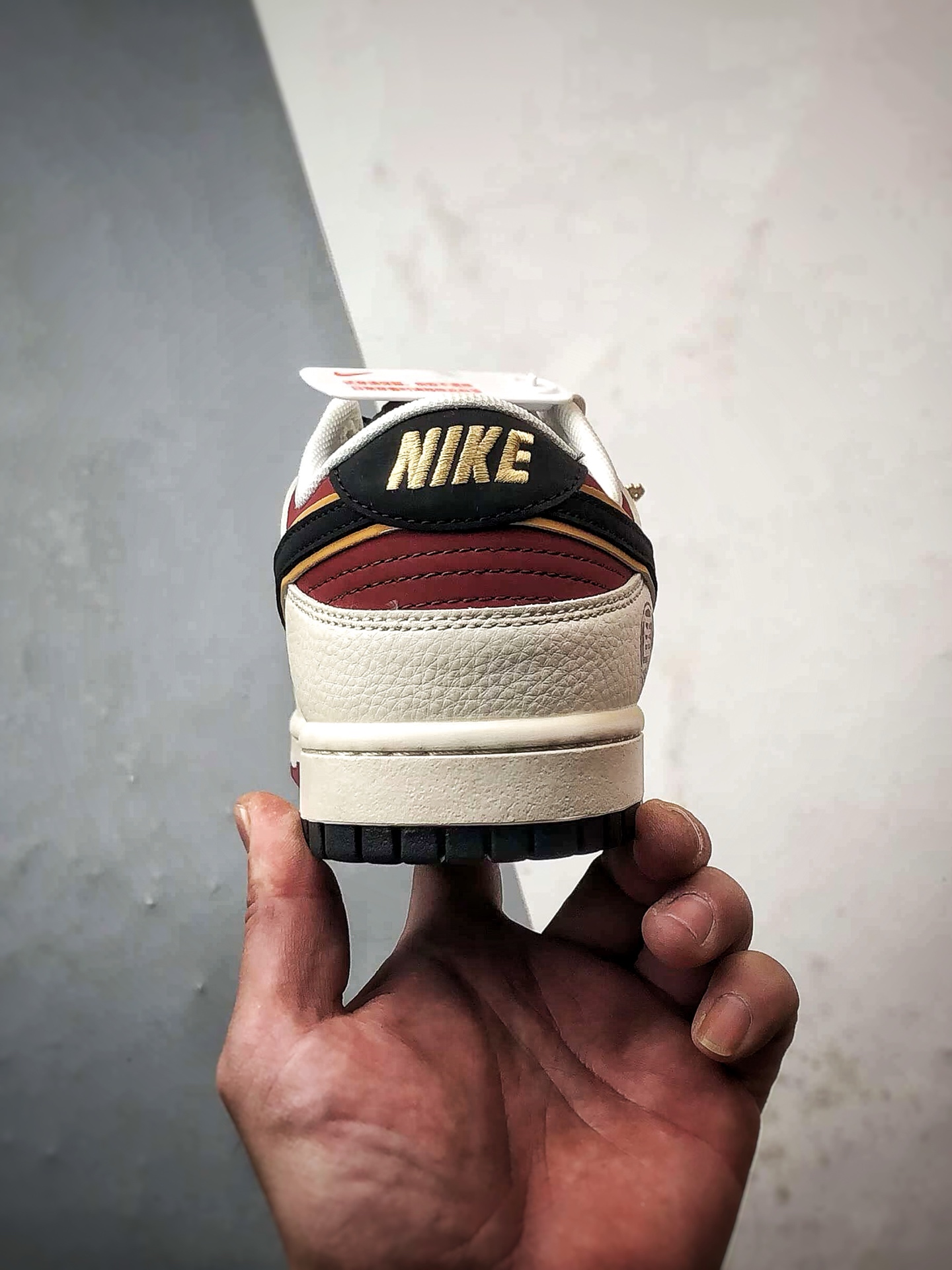 NK Dunk Low Retro ”DIY高端定制” 马年限定米红黑 低帮休闲运动板鞋 QW5288-113-Top High Quatity Cheap Sneakers Fashion Clothing Clothes Bags handbags Shoes of all Brand wholesale With The best Quality And Beautiful Price from China Factory Chinese suppliers wholesaler seller NK Dunk Low Retro ”DIY高端定制” 马年限定米红黑 低帮休闲运动板鞋 QW5288-113