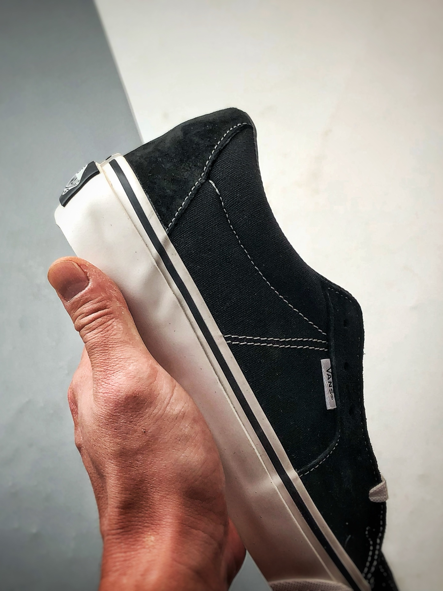 Vans Off The Wall 字母开口笑 美式复古舒适简约轻便低帮帆布鞋-Top High Quatity Cheap Sneakers Fashion Clothing Clothes Bags handbags Shoes of all Brand wholesale With The best Quality And Beautiful Price from China Factory Chinese suppliers wholesaler seller Vans Off The Wall 字母开口笑 美式复古舒适简约轻便低帮帆布鞋