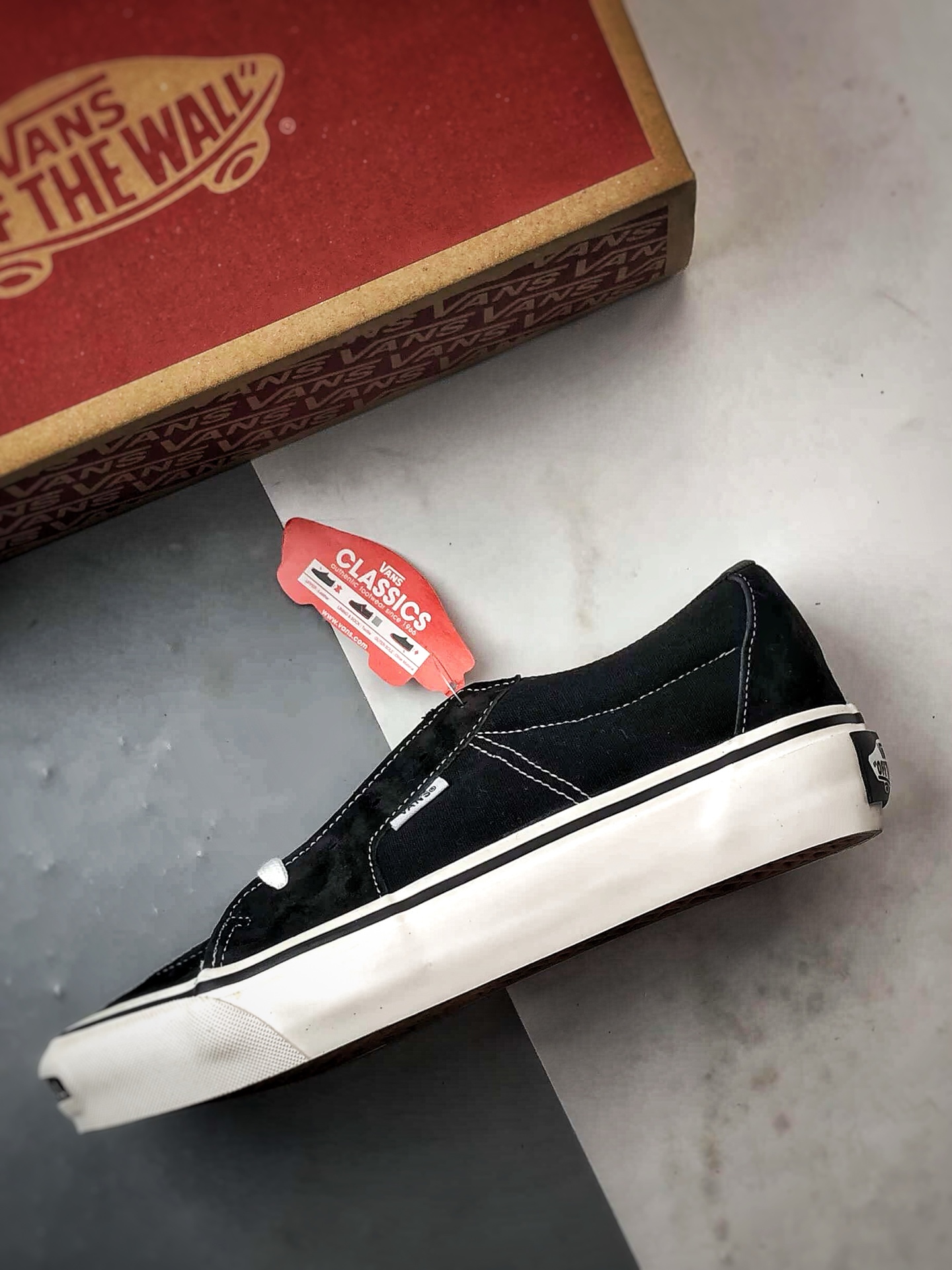 Vans Off The Wall 字母开口笑 美式复古舒适简约轻便低帮帆布鞋-Top High Quatity Cheap Sneakers Fashion Clothing Clothes Bags handbags Shoes of all Brand wholesale With The best Quality And Beautiful Price from China Factory Chinese suppliers wholesaler seller Vans Off The Wall 字母开口笑 美式复古舒适简约轻便低帮帆布鞋
