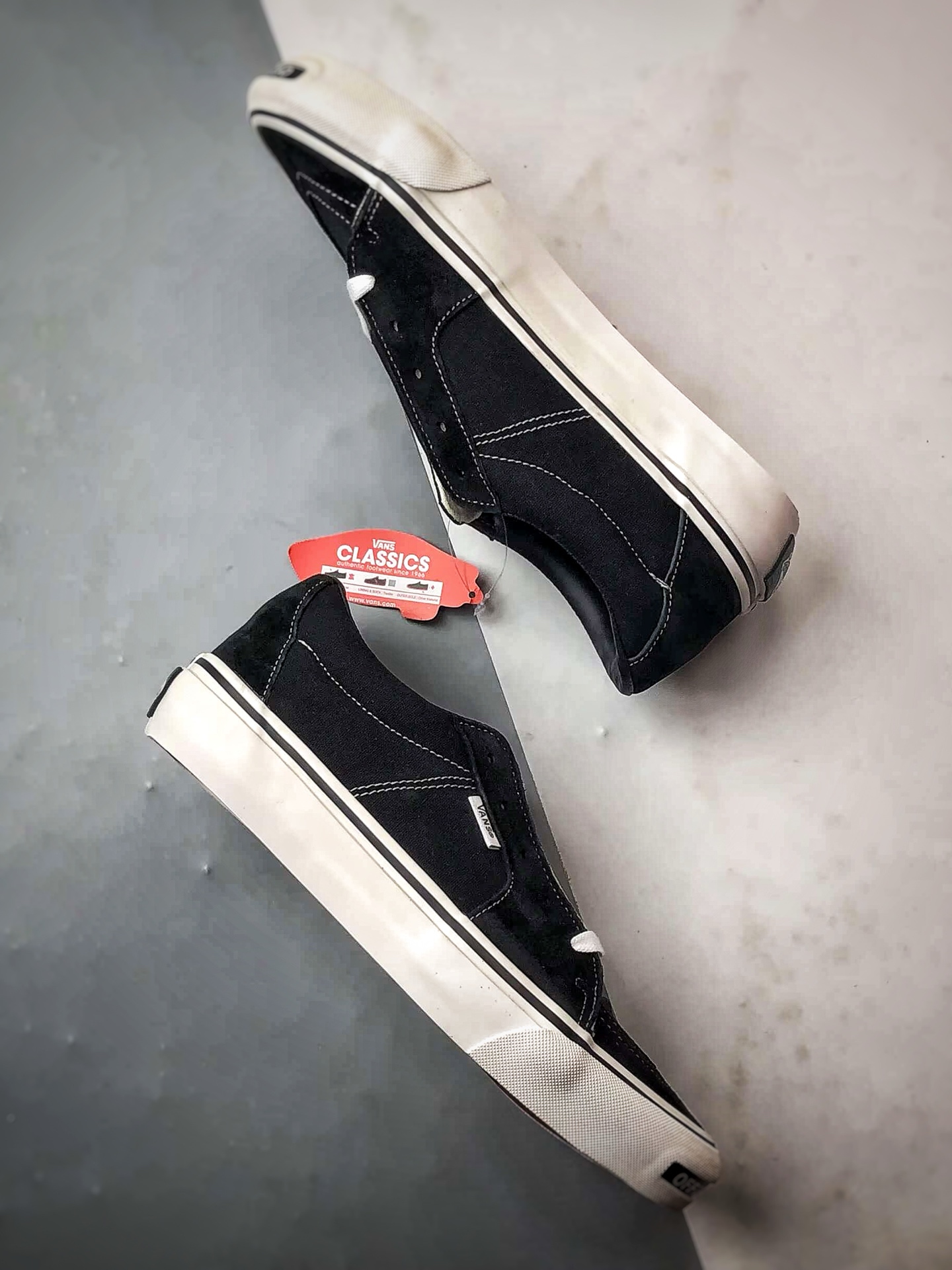 Vans Off The Wall 字母开口笑 美式复古舒适简约轻便低帮帆布鞋-Top High Quatity Cheap Sneakers Fashion Clothing Clothes Bags handbags Shoes of all Brand wholesale With The best Quality And Beautiful Price from China Factory Chinese suppliers wholesaler seller Vans Off The Wall 字母开口笑 美式复古舒适简约轻便低帮帆布鞋