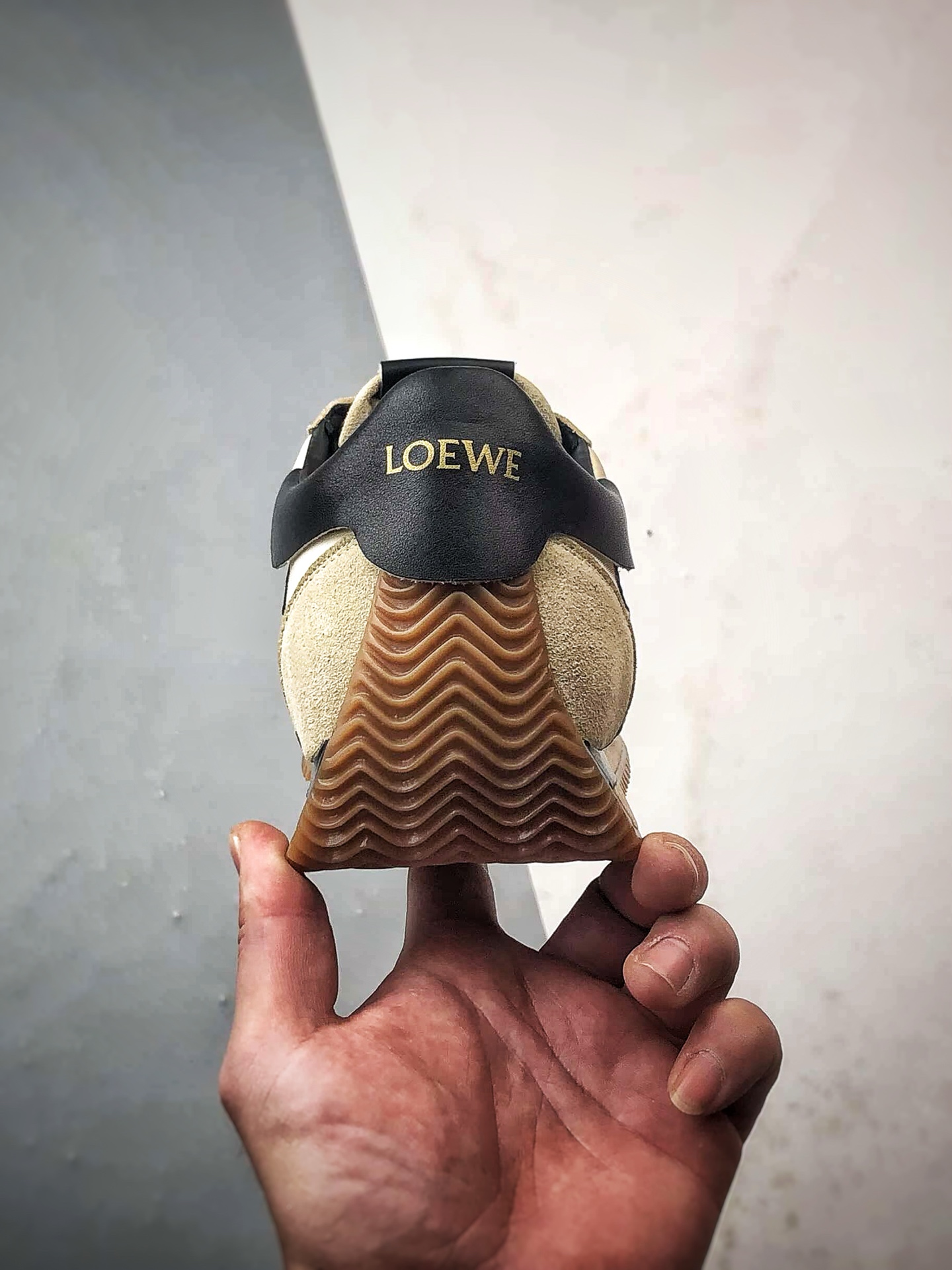 Loewe罗意威 Flow Runner 黑棕 复古薄底芭舒适百搭运动休闲鞋-Top High Quatity Cheap Sneakers Fashion Clothing Clothes Bags handbags Shoes of all Brand wholesale With The best Quality And Beautiful Price from China Factory Chinese suppliers wholesaler seller Loewe罗意威 Flow Runner 黑棕 复古薄底芭舒适百搭运动休闲鞋