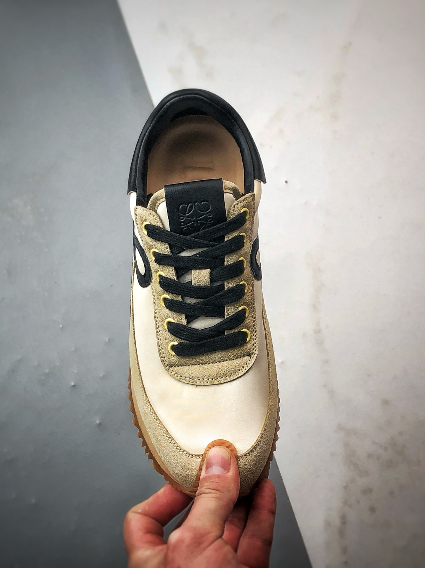 Loewe罗意威 Flow Runner 黑棕 复古薄底芭舒适百搭运动休闲鞋-Top High Quatity Cheap Sneakers Fashion Clothing Clothes Bags handbags Shoes of all Brand wholesale With The best Quality And Beautiful Price from China Factory Chinese suppliers wholesaler seller Loewe罗意威 Flow Runner 黑棕 复古薄底芭舒适百搭运动休闲鞋