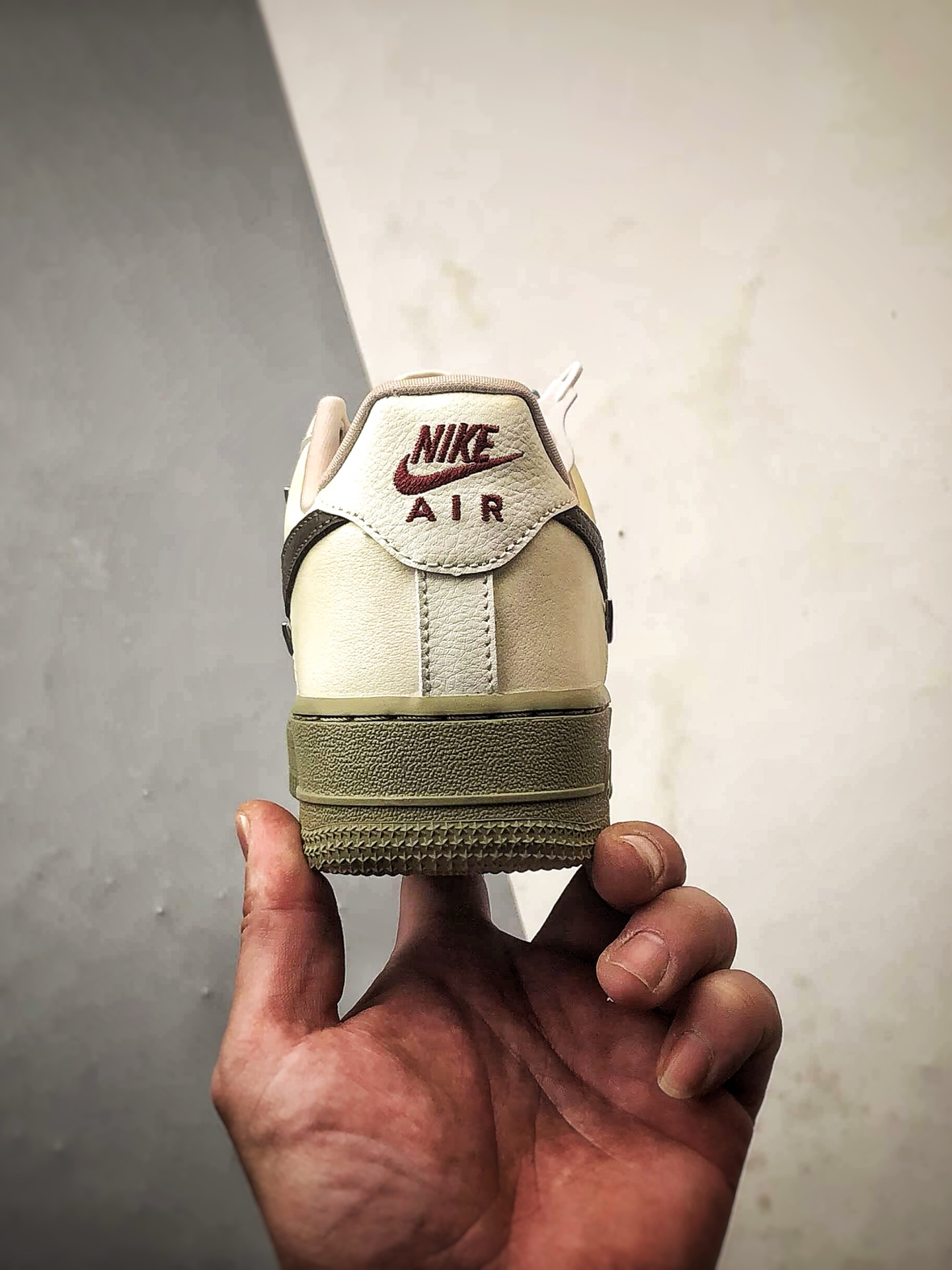 Air Force 1 '07 Low 马年米绿四小钩 IQ9802-022-Top High Quatity Cheap Sneakers Fashion Clothing Clothes Bags handbags Shoes of all Brand wholesale With The best Quality And Beautiful Price from China Factory Chinese suppliers wholesaler seller Air Force 1 '07 Low 马年米绿四小钩 IQ9802-022