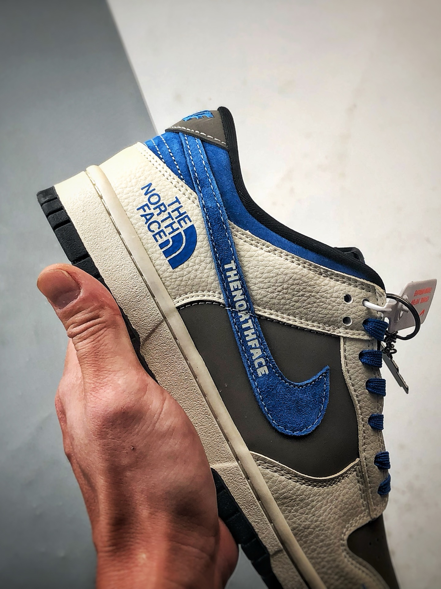 290 NK Dunk Low Retro ”DIY高端定制” 北面米灰蓝 低帮休闲运动板鞋 TX1688-018-Chinese UA Cheap High Quatity Brand Clothes Bags handbags Sneakers wholesale wholesaler seller from China Factory suppliers Fashion Clothing Shoes best Quality Beautiful Price 290 NK Dunk Low Retro ”DIY高端定制” 北面米灰蓝 低帮休闲运动板鞋 TX1688-018