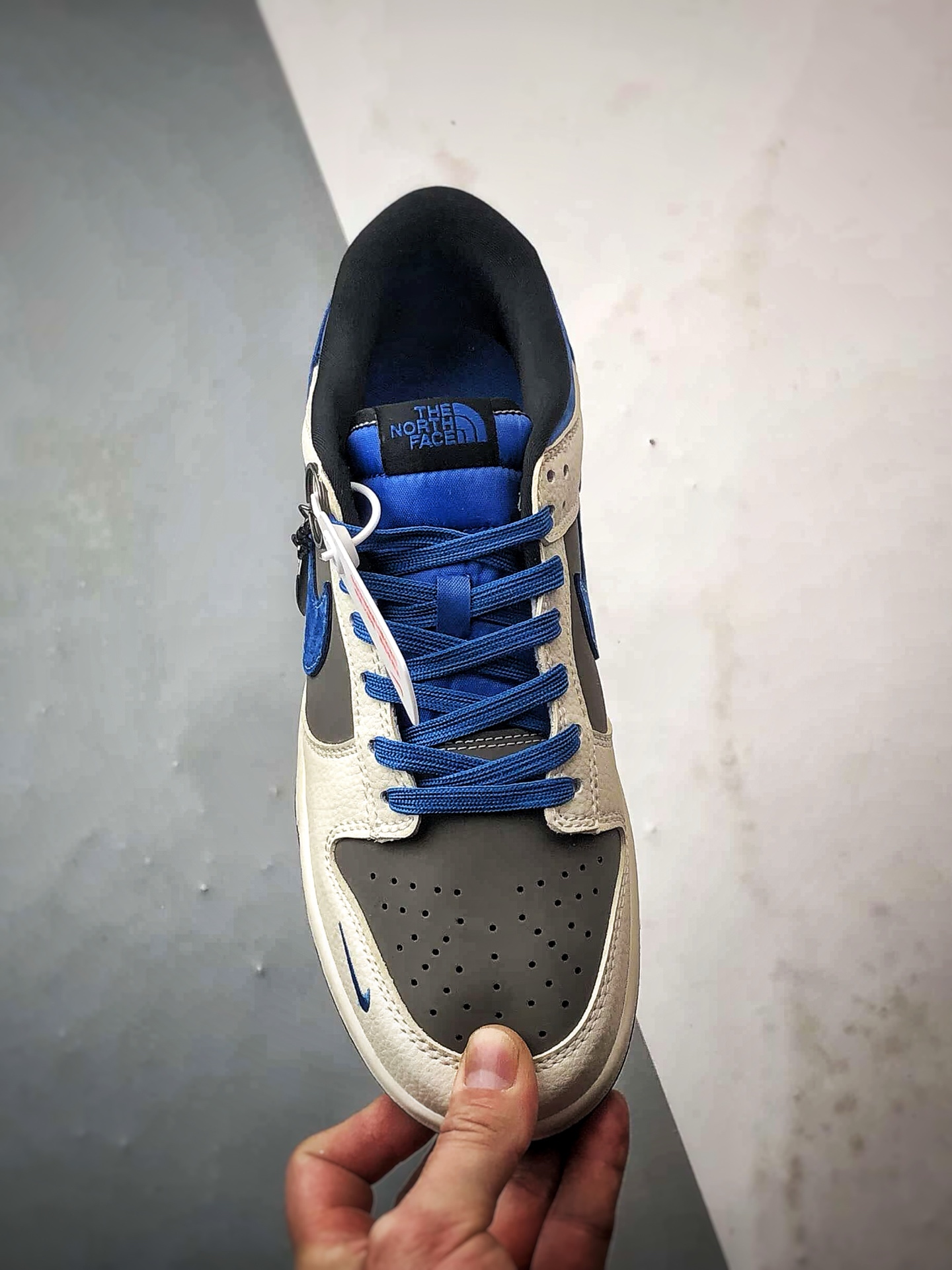 290 NK Dunk Low Retro ”DIY高端定制” 北面米灰蓝 低帮休闲运动板鞋 TX1688-018-Chinese UA Cheap High Quatity Brand Clothes Bags handbags Sneakers wholesale wholesaler seller from China Factory suppliers Fashion Clothing Shoes best Quality Beautiful Price 290 NK Dunk Low Retro ”DIY高端定制” 北面米灰蓝 低帮休闲运动板鞋 TX1688-018