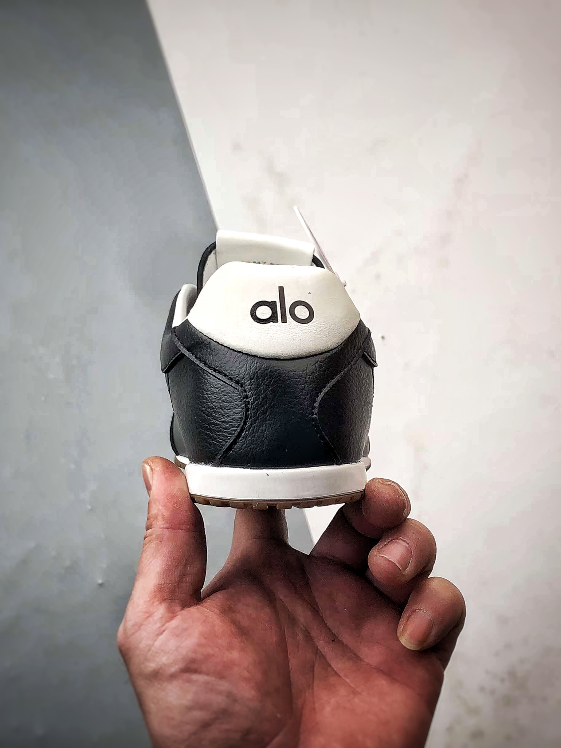 190 Alo yoga Sunset Seaker 黑白 休闲城市通勤复古薄底德迅鞋-Chinese UA Cheap High Quatity Brand Clothes Bags handbags Sneakers wholesale wholesaler seller from China Factory suppliers Fashion Clothing Shoes best Quality Beautiful Price 190 Alo yoga Sunset Seaker 黑白 休闲城市通勤复古薄底德迅鞋