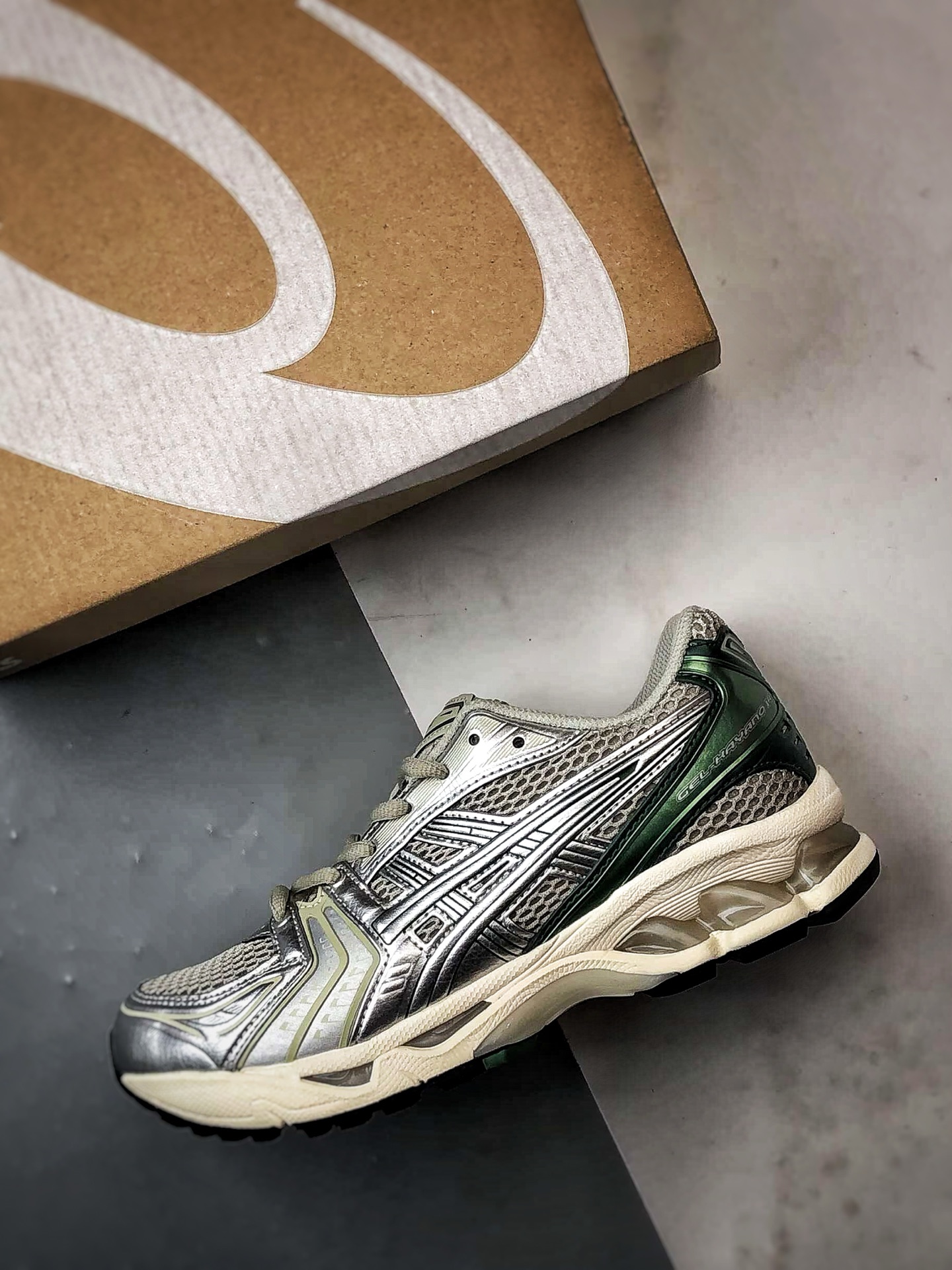 Asics Gel-Kayano 14 白银绿 亚瑟士14代 纳米纤维气垫百搭休闲运动慢跑鞋 1203A537-300-Top High Quatity Cheap Sneakers Fashion Clothing Clothes Bags handbags Shoes of all Brand wholesale With The best Quality And Beautiful Price from China Factory Chinese suppliers wholesaler seller Asics Gel-Kayano 14 白银绿 亚瑟士14代 纳米纤维气垫百搭休闲运动慢跑鞋 1203A537-300