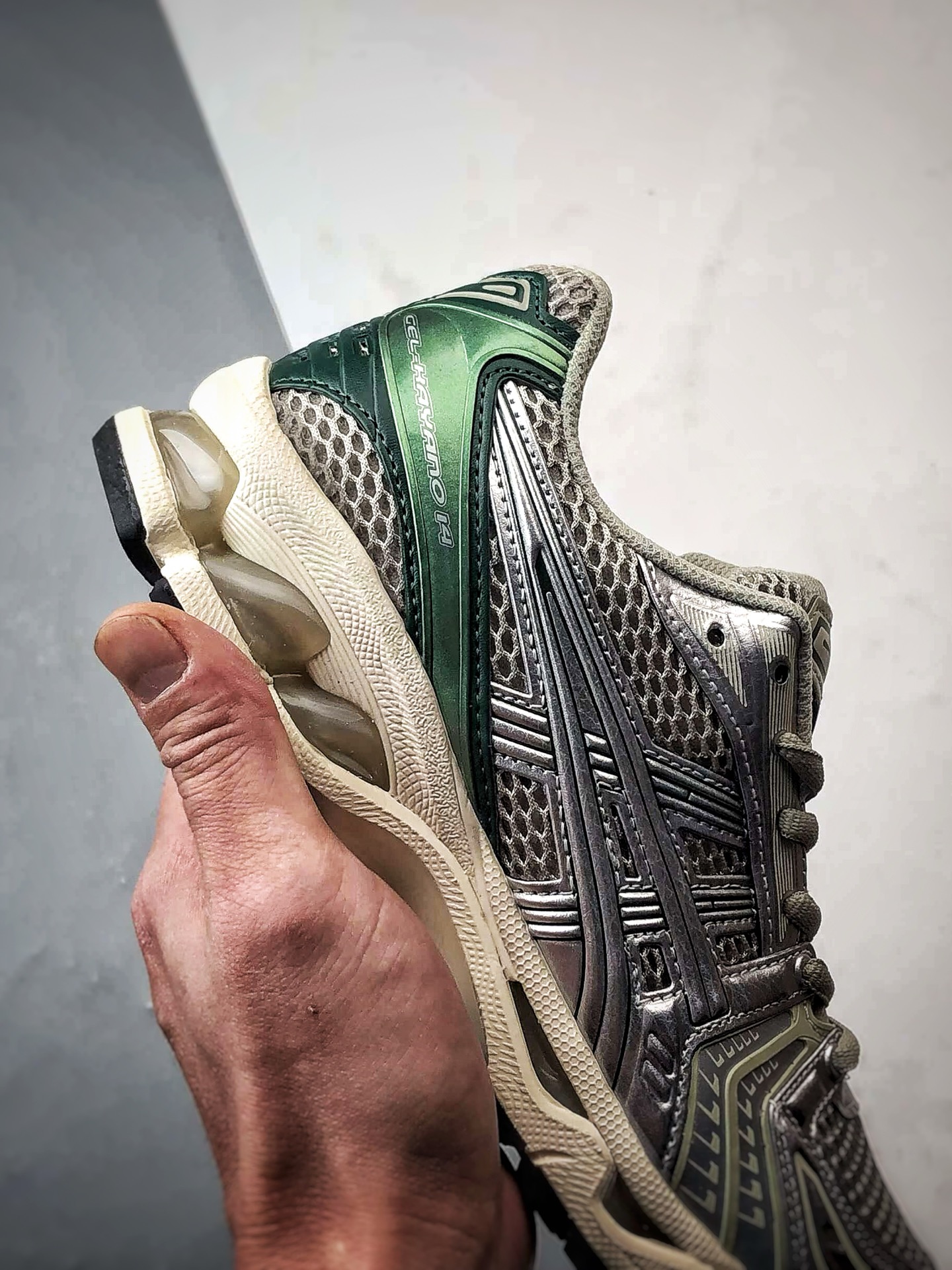 Asics Gel-Kayano 14 白银绿 亚瑟士14代 纳米纤维气垫百搭休闲运动慢跑鞋 1203A537-300-Top High Quatity Cheap Sneakers Fashion Clothing Clothes Bags handbags Shoes of all Brand wholesale With The best Quality And Beautiful Price from China Factory Chinese suppliers wholesaler seller Asics Gel-Kayano 14 白银绿 亚瑟士14代 纳米纤维气垫百搭休闲运动慢跑鞋 1203A537-300