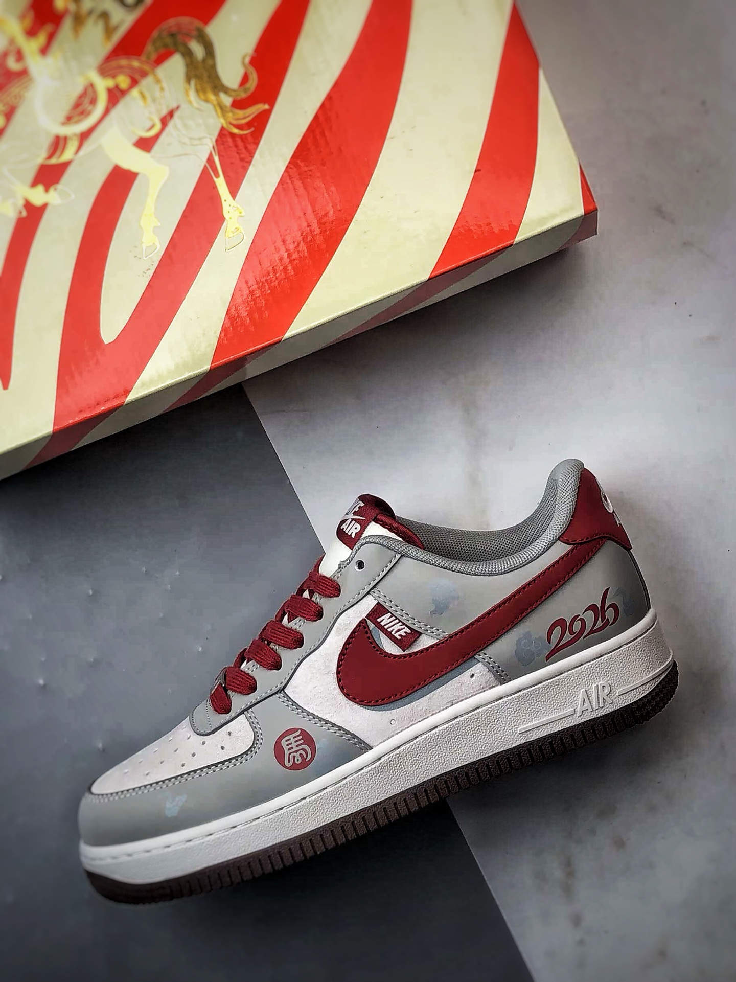 Air Force 1 '07 Low 马年限定灰红 HT5088-621-Top High Quatity Cheap Sneakers Fashion Clothing Clothes Bags handbags Shoes of all Brand wholesale With The best Quality And Beautiful Price from China Factory Chinese suppliers wholesaler seller Air Force 1 '07 Low 马年限定灰红 HT5088-621