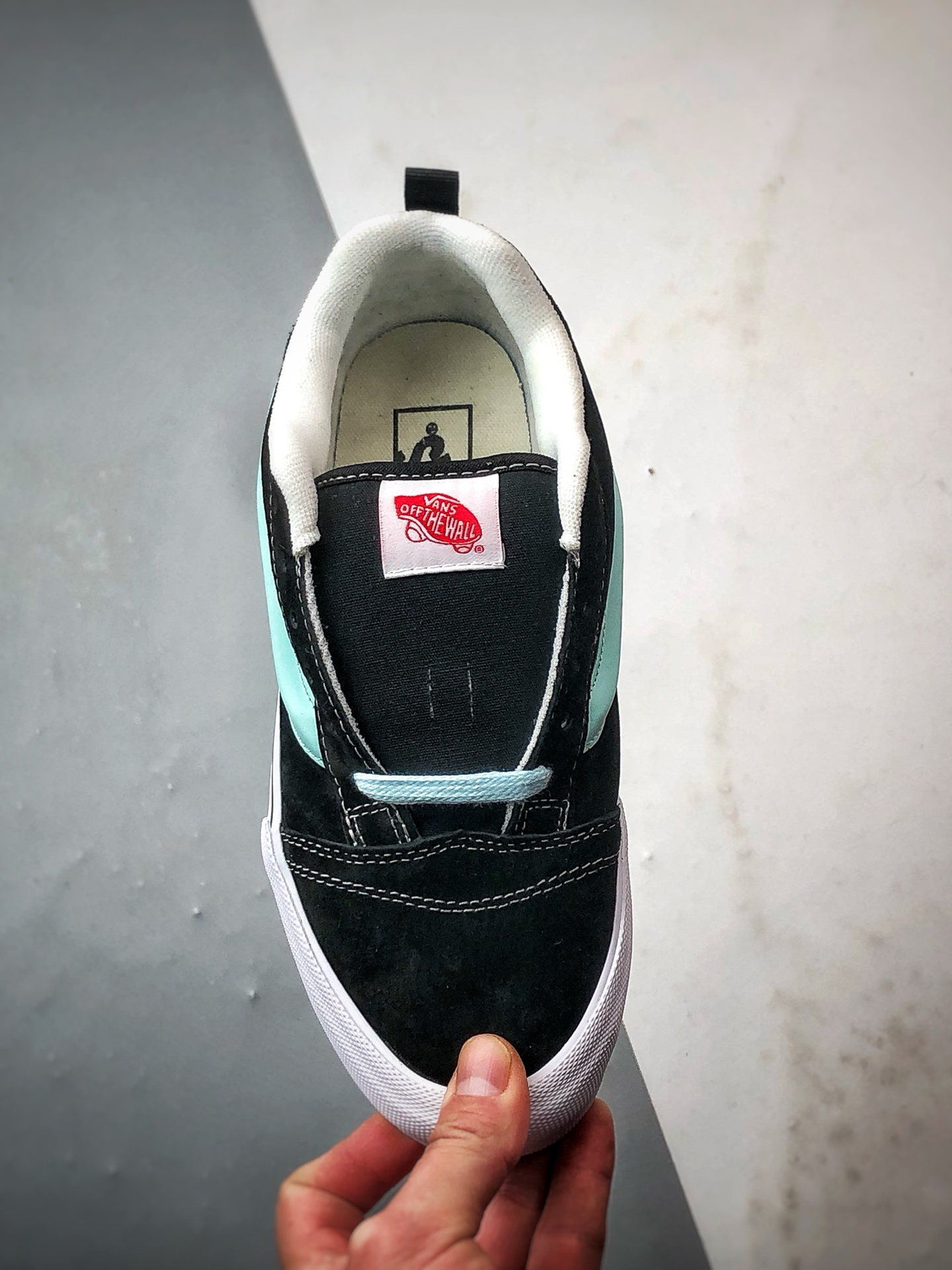 Vans Knu Skool 黑薄荷绿 新款 复古休闲胖胖面包鞋 肥胖版大LOGO原版全皮猪八面料 VN0009QC6BT1-Top High Quatity Cheap Sneakers Fashion Clothing Clothes Bags handbags Shoes of all Brand wholesale With The best Quality And Beautiful Price from China Factory Chinese suppliers wholesaler seller Vans Knu Skool 黑薄荷绿 新款 复古休闲胖胖面包鞋 肥胖版大LOGO原版全皮猪八面料 VN0009QC6BT1