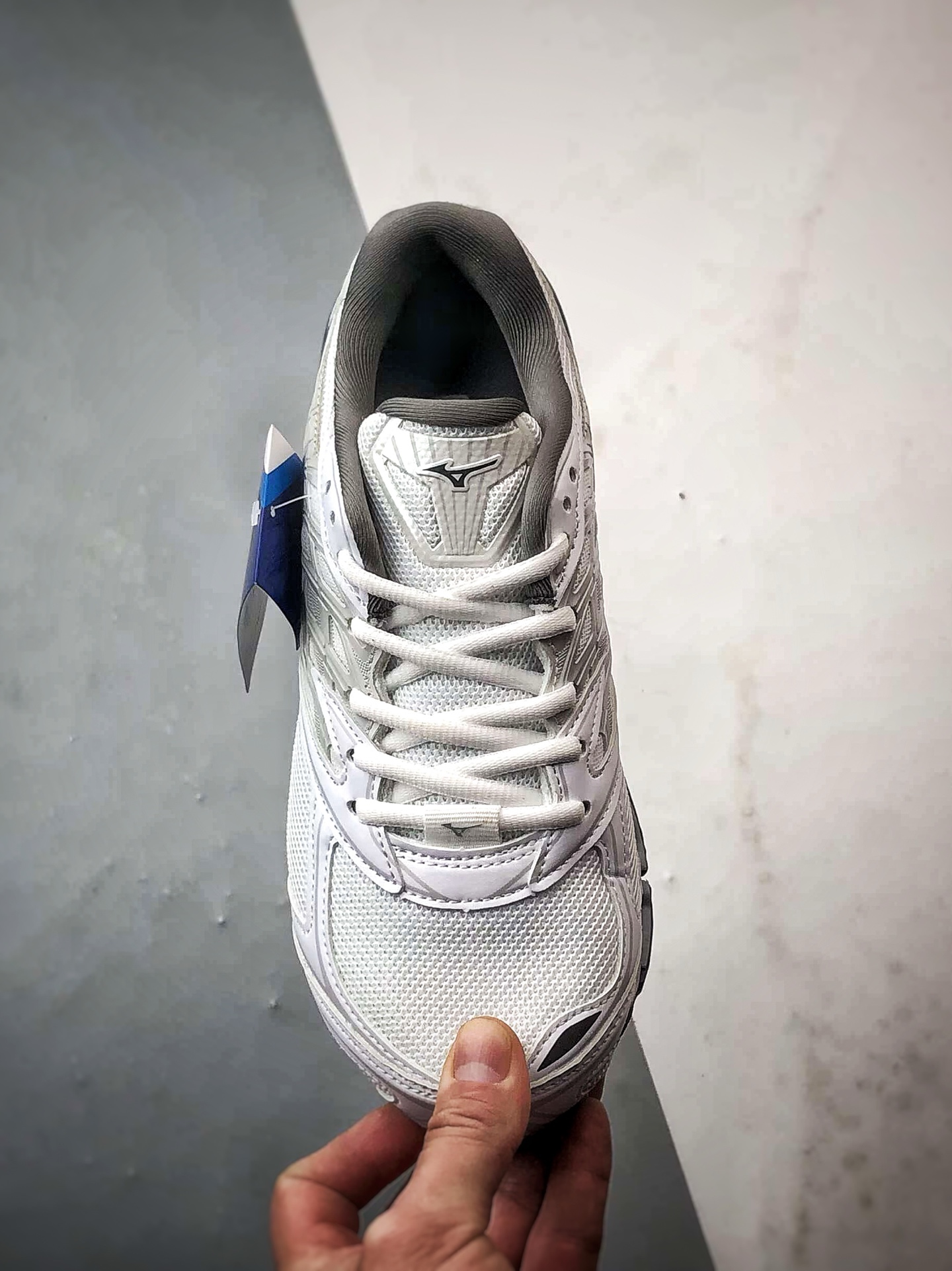 Mizuno Wave Prophecy Ls 白色 镂空潮流科技缓震网面休闲跑步鞋