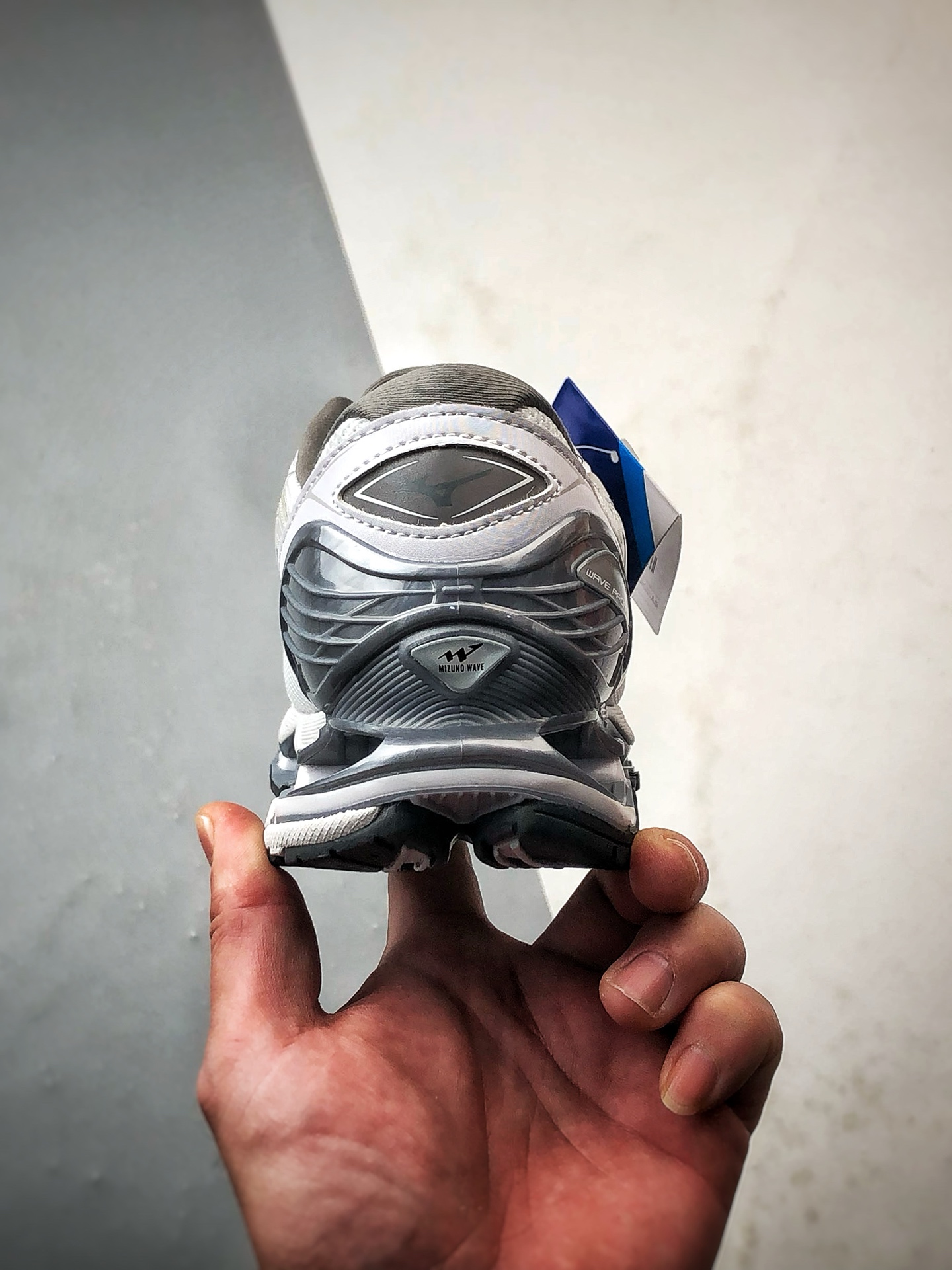 Mizuno Wave Prophecy Ls 白色 镂空潮流科技缓震网面休闲跑步鞋
