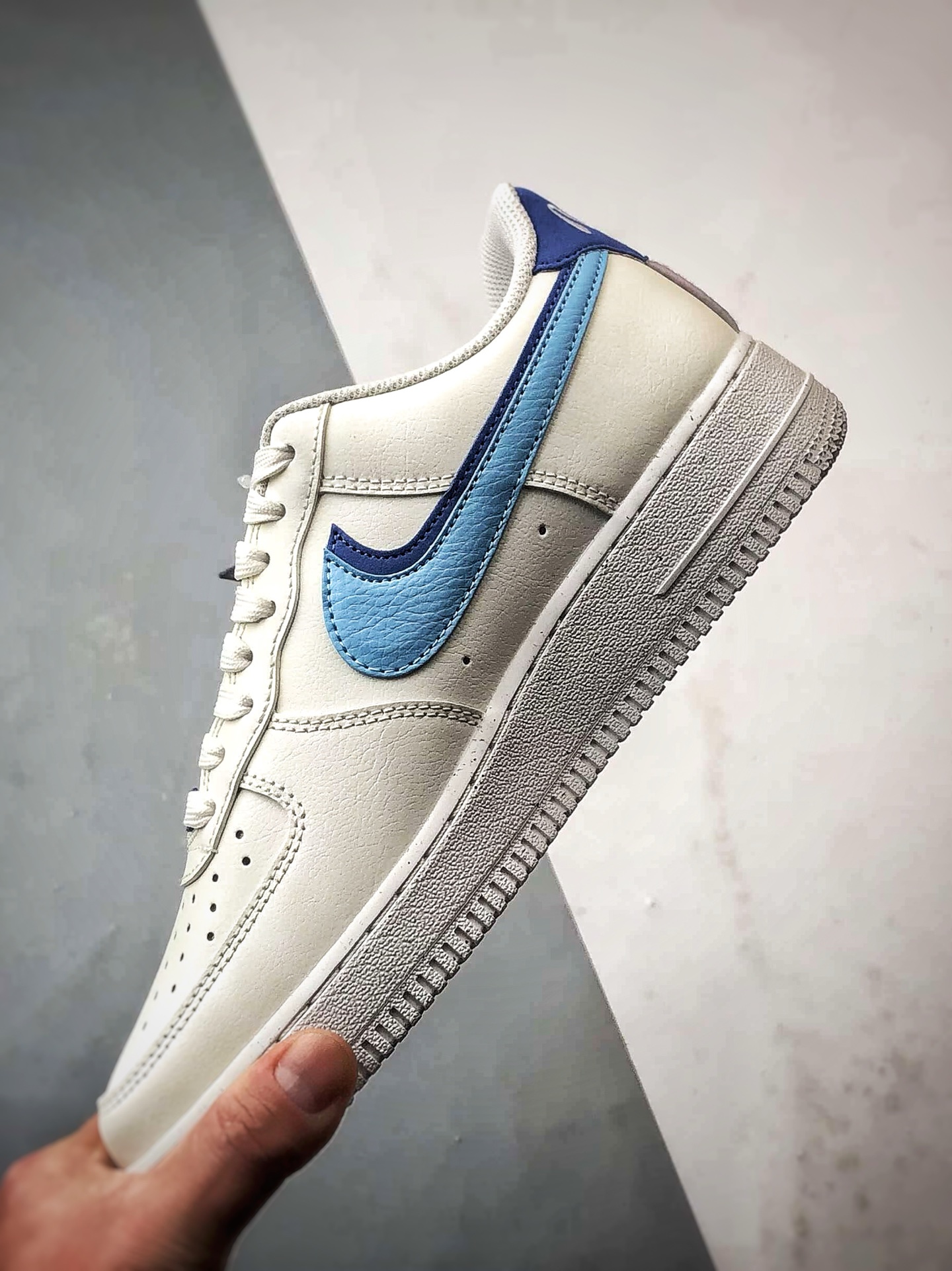 Air Force 1 Low ”82” 白蓝 DO9786-100-Top High Quatity Cheap Sneakers Fashion Clothing Clothes Bags handbags Shoes of all Brand wholesale With The best Quality And Beautiful Price from China Factory Chinese suppliers wholesaler seller Air Force 1 Low ”82” 白蓝 DO9786-100