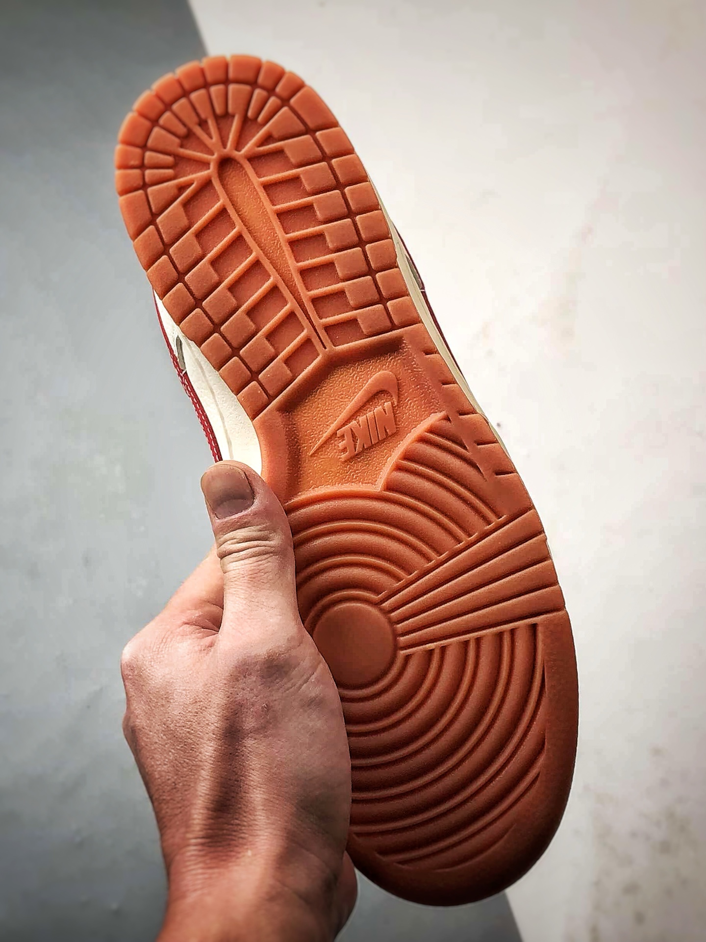 290 NK Dunk Low Retro ”DIY高端定制” 马年涂鸦米灰红 低帮休闲运动板鞋 FC1688-241-Chinese UA Cheap High Quatity Brand Clothes Bags handbags Sneakers wholesale wholesaler seller from China Factory suppliers Fashion Clothing Shoes best Quality Beautiful Price 290 NK Dunk Low Retro ”DIY高端定制” 马年涂鸦米灰红 低帮休闲运动板鞋 FC1688-241