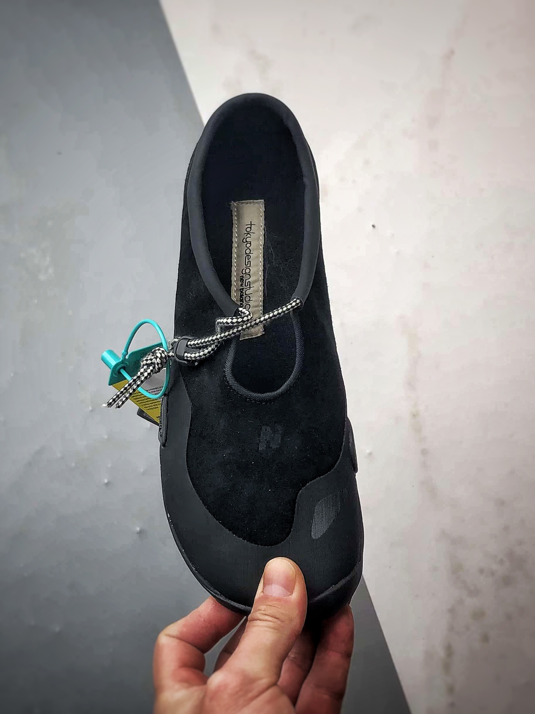 New Balance TDS MT10T V1 黑色 复古薄底百搭时尚生活休闲鞋 MT10TDS-Top High Quatity Cheap Sneakers Fashion Clothing Clothes Bags handbags Shoes of all Brand wholesale With The best Quality And Beautiful Price from China Factory Chinese suppliers wholesaler seller New Balance TDS MT10T V1 黑色 复古薄底百搭时尚生活休闲鞋 MT10TDS