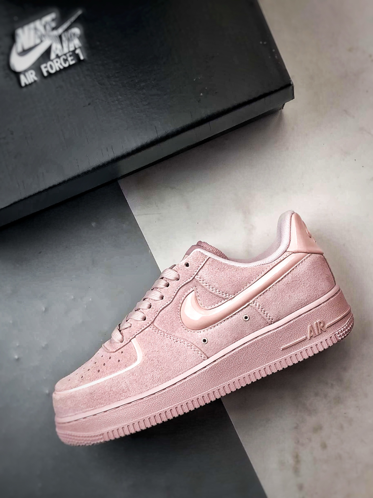 200 Air Force 1 '07 Low 粉色果冻钩 HV4406-601-Chinese UA Cheap High Quatity Brand Clothes Bags handbags Sneakers wholesale wholesaler seller from China Factory suppliers Fashion Clothing Shoes best Quality Beautiful Price 200 Air Force 1 '07 Low 粉色果冻钩 HV4406-601