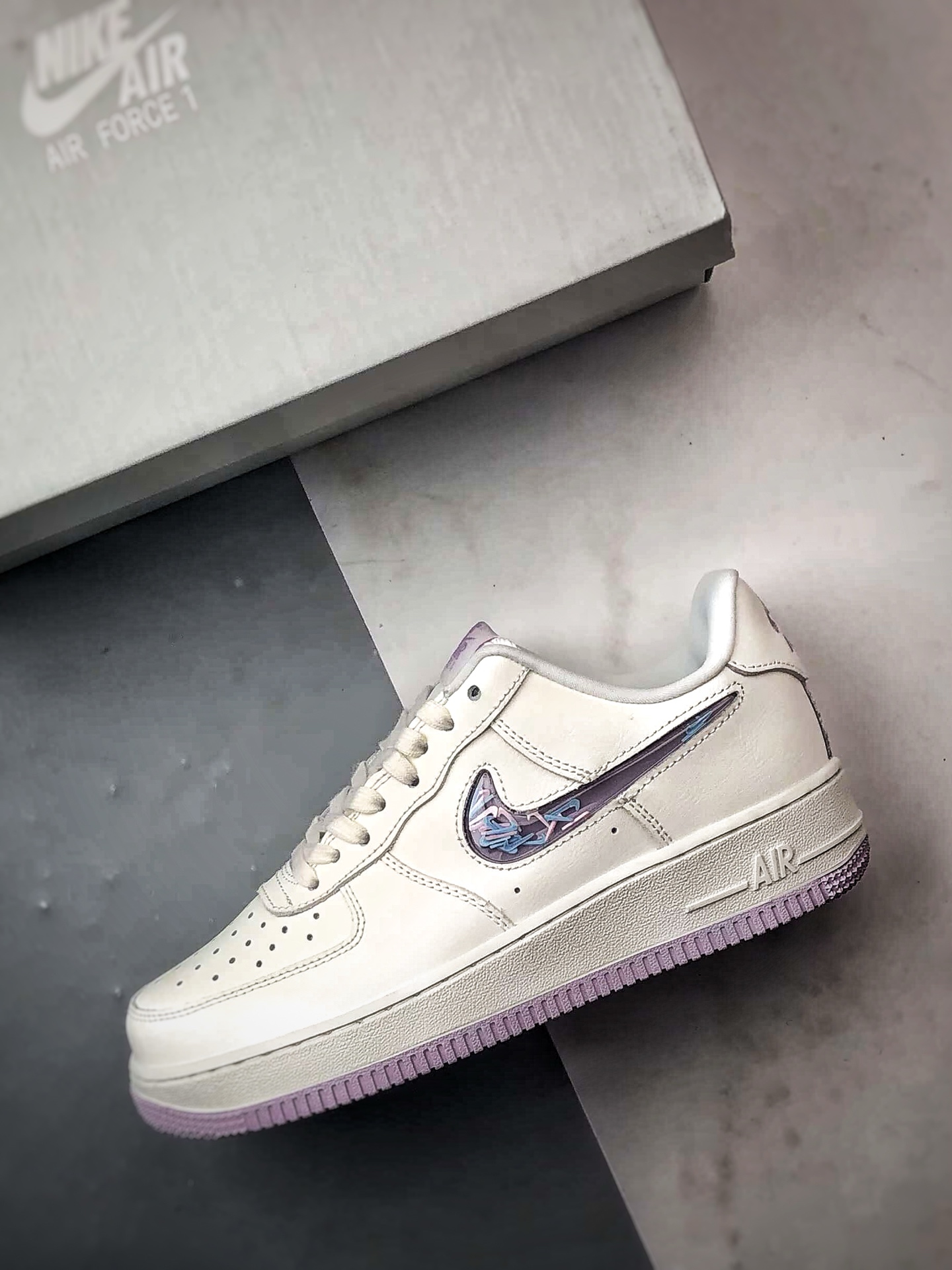Air Force 1 '07 Low 白紫色果冻钩 IQ9795-151