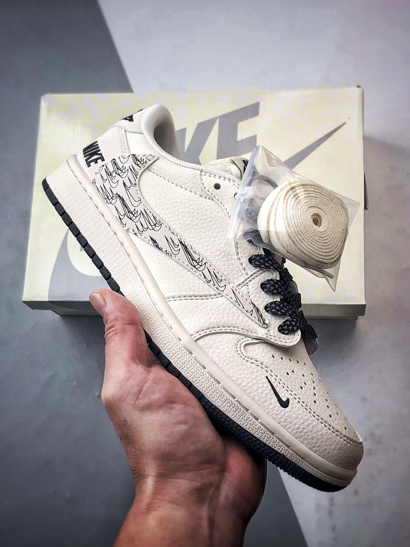 290 Air Jordan 1 Low ”高端定制” 米白黑涂鸦反光倒钩 HH7518-091-Chinese UA Cheap High Quatity Brand Clothes Bags handbags Sneakers wholesale wholesaler seller from China Factory suppliers Fashion Clothing Shoes best Quality Beautiful Price 290 Air Jordan 1 Low ”高端定制” 米白黑涂鸦反光倒钩 HH7518-091