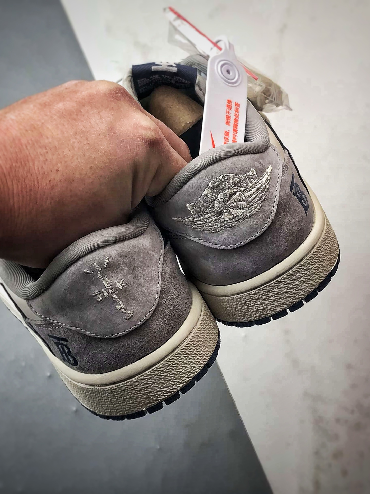 290 Air Jordan 1 Low ”高端定制” 巴宝莉灰白蓝格子倒钩 LD2028-076-Chinese UA Cheap High Quatity Brand Clothes Bags handbags Sneakers wholesale wholesaler seller from China Factory suppliers Fashion Clothing Shoes best Quality Beautiful Price 290 Air Jordan 1 Low ”高端定制” 巴宝莉灰白蓝格子倒钩 LD2028-076