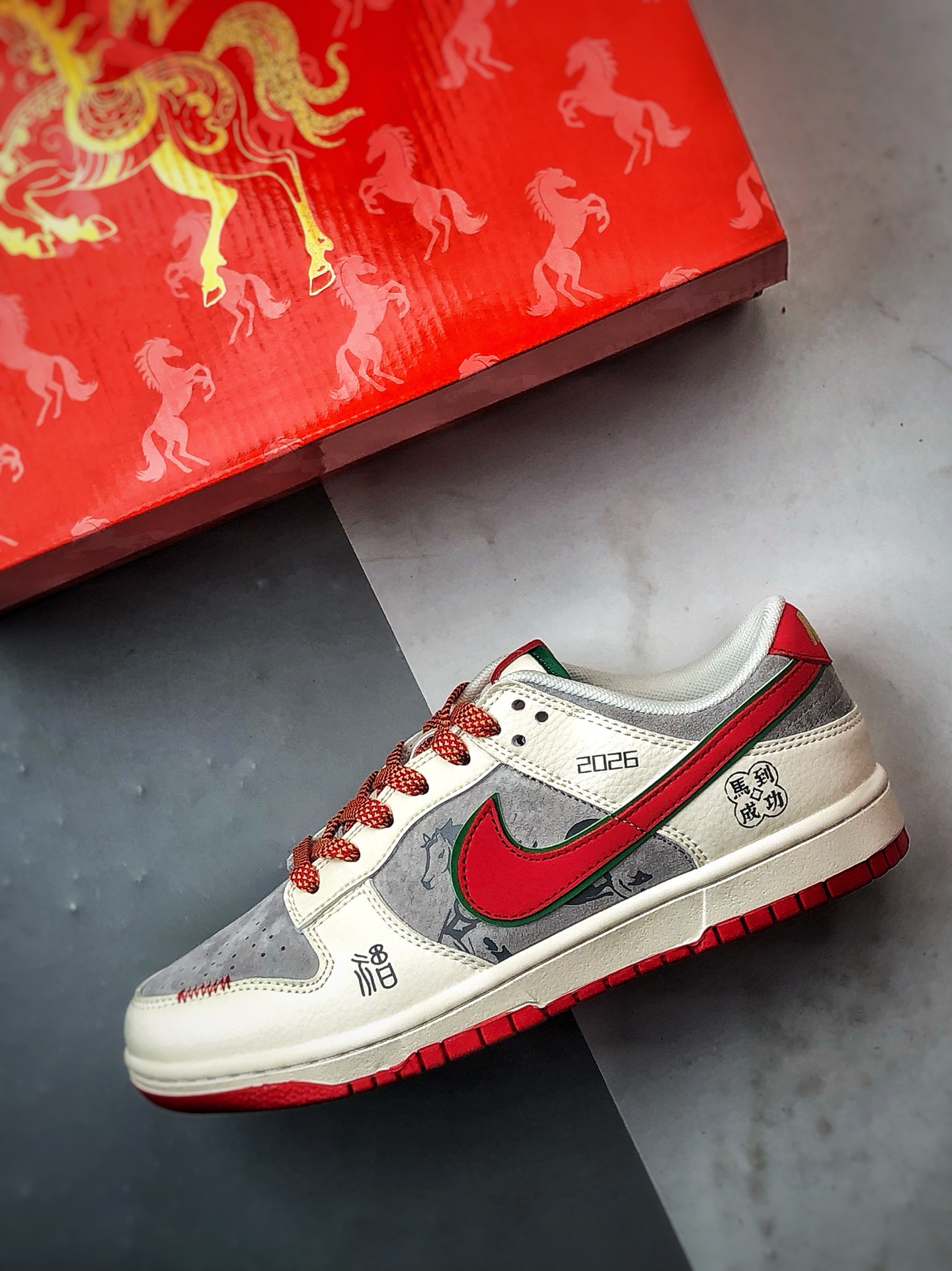 NK Dunk Low Retro ”DIY高端定制” 马到成功米灰红 低帮休闲运动板鞋 QW5288-116-Top High Quatity Cheap Sneakers Fashion Clothing Clothes Bags handbags Shoes of all Brand wholesale With The best Quality And Beautiful Price from China Factory Chinese suppliers wholesaler seller NK Dunk Low Retro ”DIY高端定制” 马到成功米灰红 低帮休闲运动板鞋 QW5288-116
