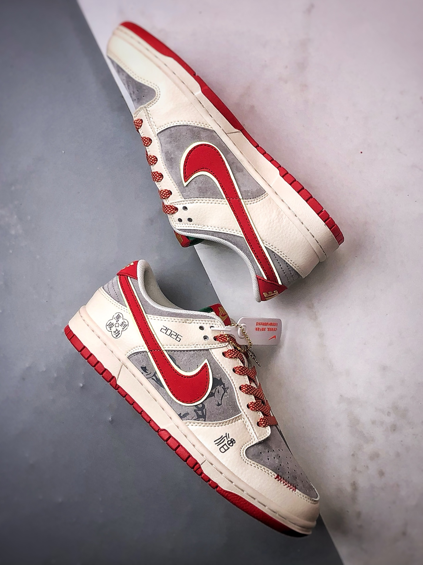 NK Dunk Low Retro ”DIY高端定制” 马到成功米灰红 低帮休闲运动板鞋 QW5288-116-Top High Quatity Cheap Sneakers Fashion Clothing Clothes Bags handbags Shoes of all Brand wholesale With The best Quality And Beautiful Price from China Factory Chinese suppliers wholesaler seller NK Dunk Low Retro ”DIY高端定制” 马到成功米灰红 低帮休闲运动板鞋 QW5288-116