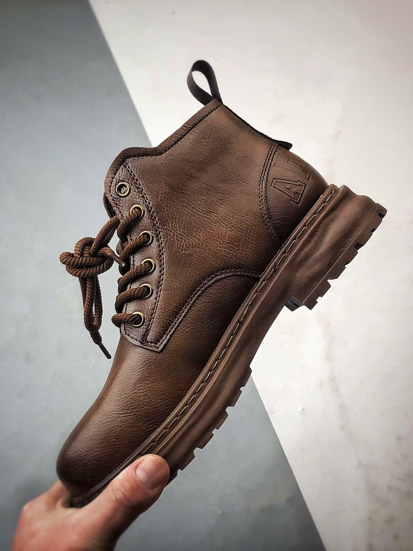 Timberland 添柏岚/天伯伦 秋冬新款 户外中帮休闲大黄靴 TB99897-Top High Quatity Cheap Sneakers Fashion Clothing Clothes Bags handbags Shoes of all Brand wholesale With The best Quality And Beautiful Price from China Factory Chinese suppliers wholesaler seller Timberland 添柏岚/天伯伦 秋冬新款 户外中帮休闲大黄靴 TB99897