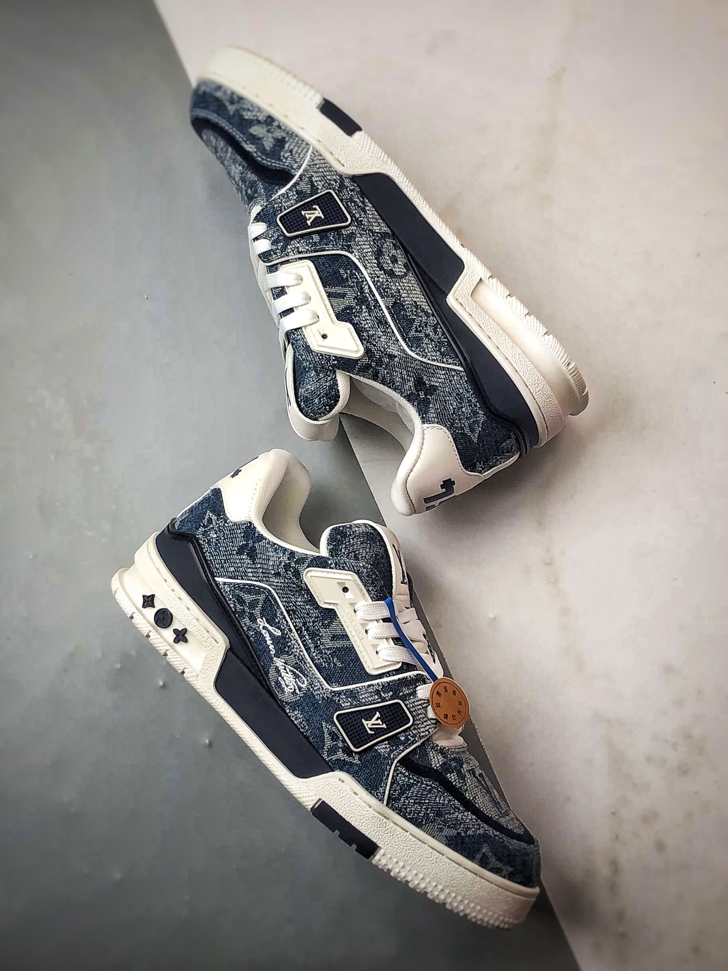 驴牌 Trainer 系列板鞋 蓝牛仔 小红书种草推荐-Top High Quatity Cheap Sneakers Fashion Clothing Clothes Bags handbags Shoes of all Brand wholesale With The best Quality And Beautiful Price from China Factory Chinese suppliers wholesaler seller 驴牌 Trainer 系列板鞋 蓝牛仔 小红书种草推荐