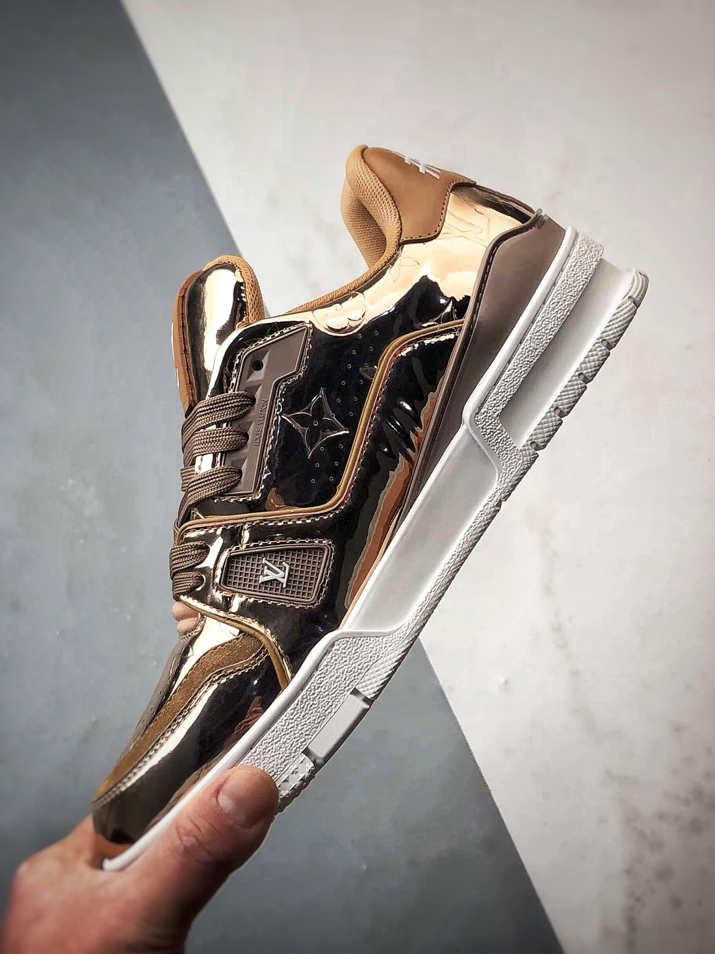 620 驴牌 Trainer 系列板鞋 金属玫瑰金 小红书种草推荐-Chinese UA Cheap High Quatity Brand Clothes Bags handbags Sneakers wholesale wholesaler seller from China Factory suppliers Fashion Clothing Shoes best Quality Beautiful Price 620 驴牌 Trainer 系列板鞋 金属玫瑰金 小红书种草推荐