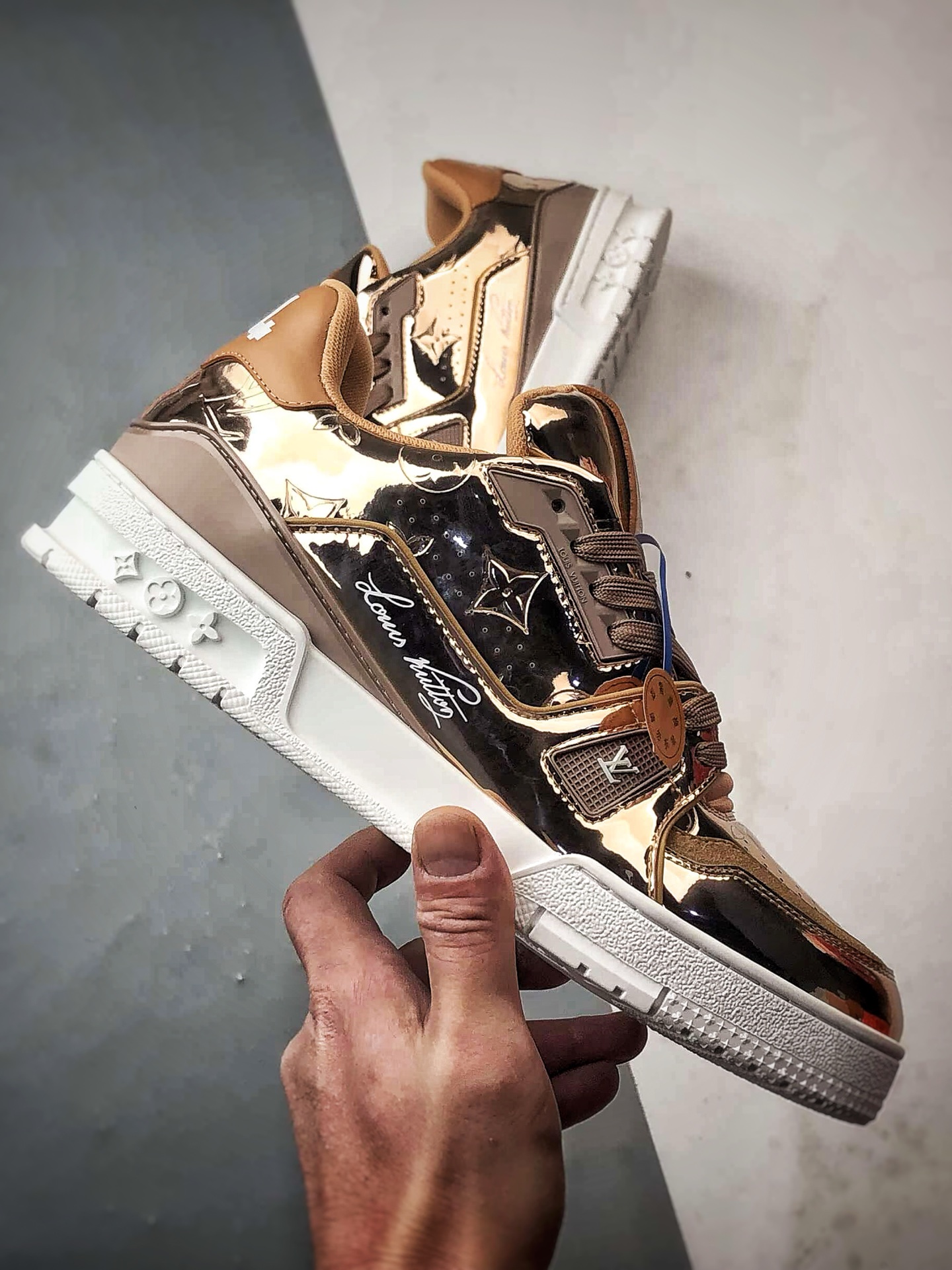 620 驴牌 Trainer 系列板鞋 金属玫瑰金 小红书种草推荐-Chinese UA Cheap High Quatity Brand Clothes Bags handbags Sneakers wholesale wholesaler seller from China Factory suppliers Fashion Clothing Shoes best Quality Beautiful Price 620 驴牌 Trainer 系列板鞋 金属玫瑰金 小红书种草推荐