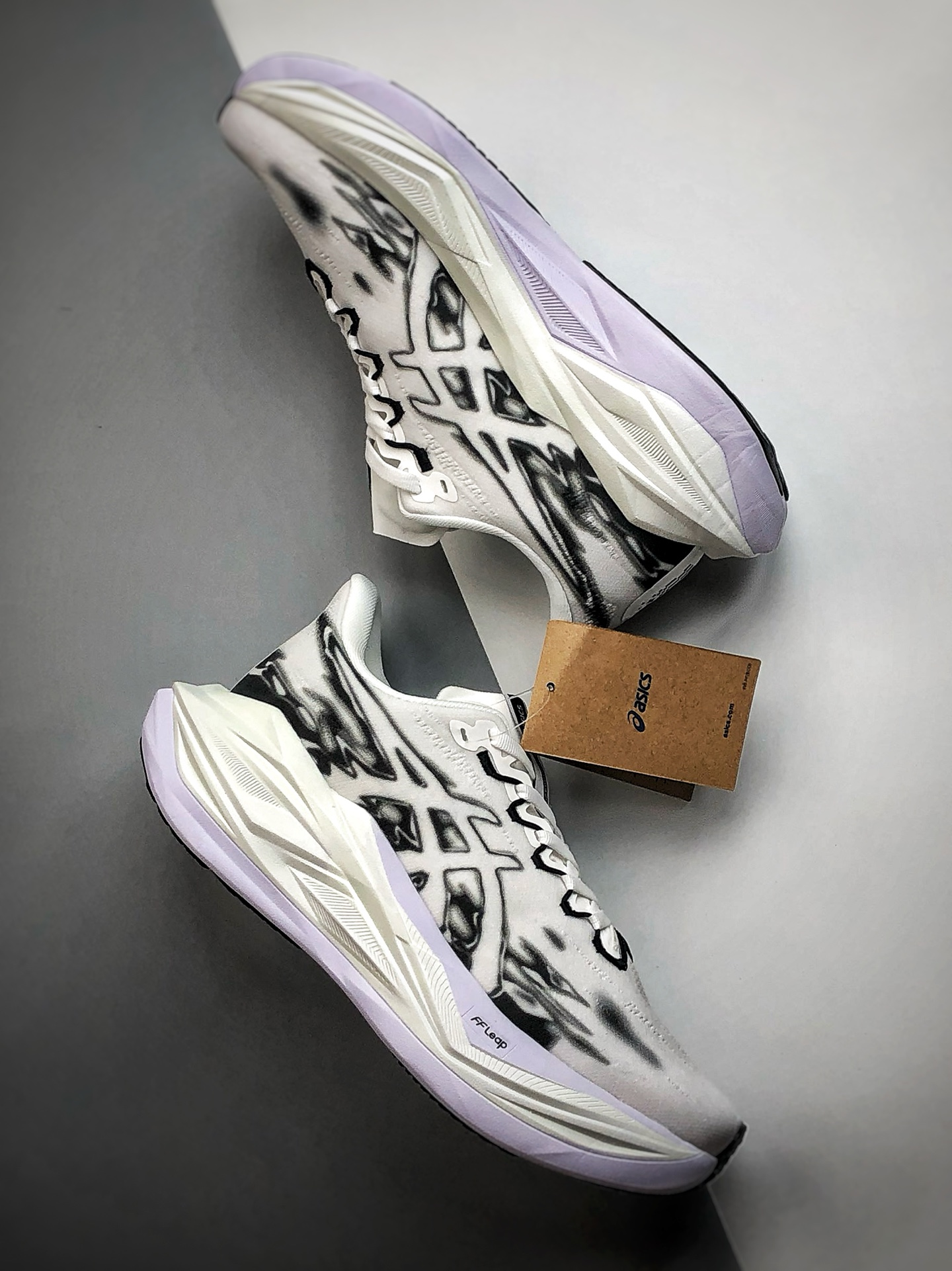 200 Asics SuperBlast 3 白黑 轻量回弹舒适透气支撑跑步鞋 1013A177-002-Chinese UA Cheap High Quatity Brand Clothes Bags handbags Sneakers wholesale wholesaler seller from China Factory suppliers Fashion Clothing Shoes best Quality Beautiful Price 200 Asics SuperBlast 3 白黑 轻量回弹舒适透气支撑跑步鞋 1013A177-002