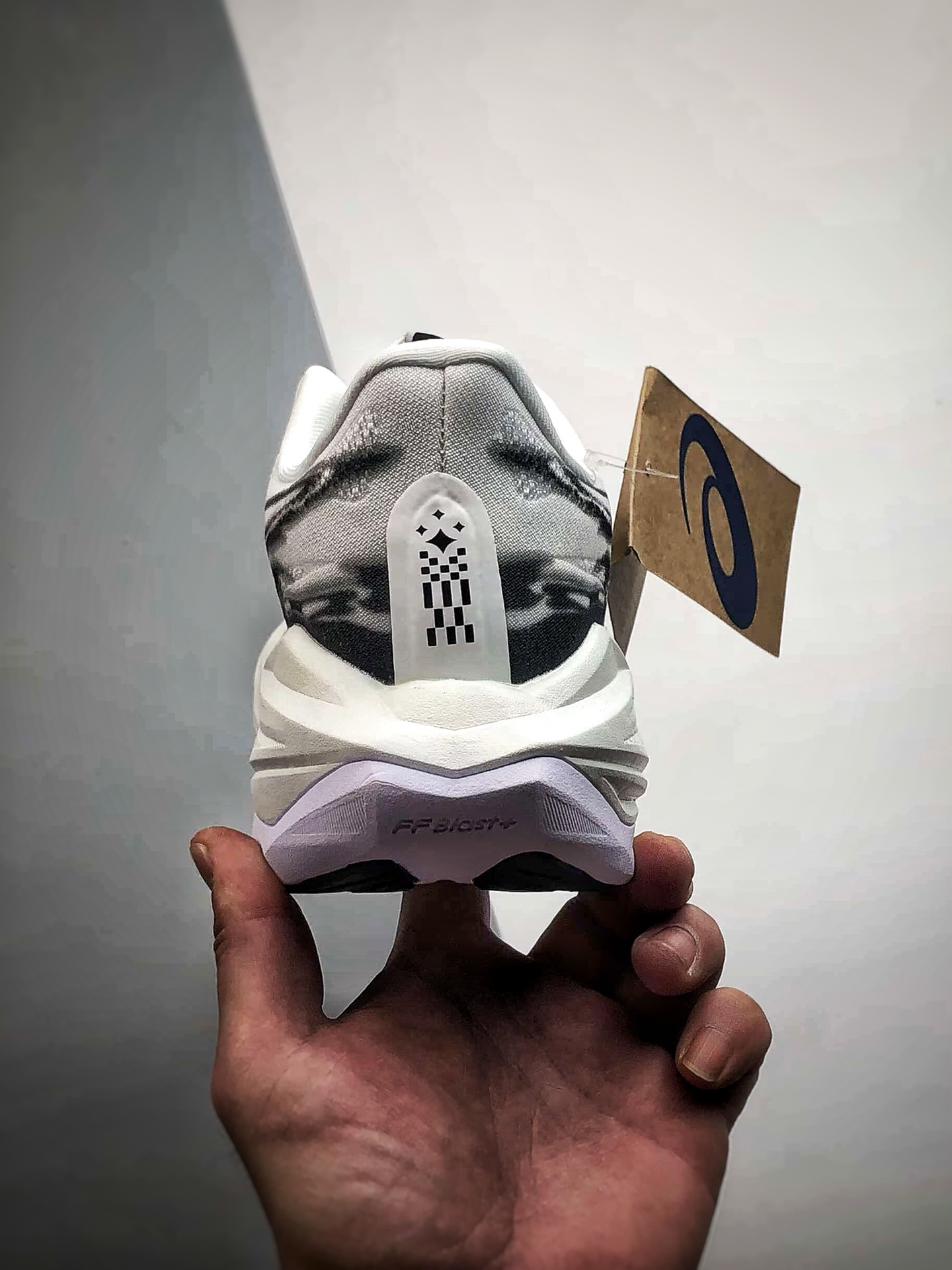 200 Asics SuperBlast 3 白黑 轻量回弹舒适透气支撑跑步鞋 1013A177-002-Chinese UA Cheap High Quatity Brand Clothes Bags handbags Sneakers wholesale wholesaler seller from China Factory suppliers Fashion Clothing Shoes best Quality Beautiful Price 200 Asics SuperBlast 3 白黑 轻量回弹舒适透气支撑跑步鞋 1013A177-002