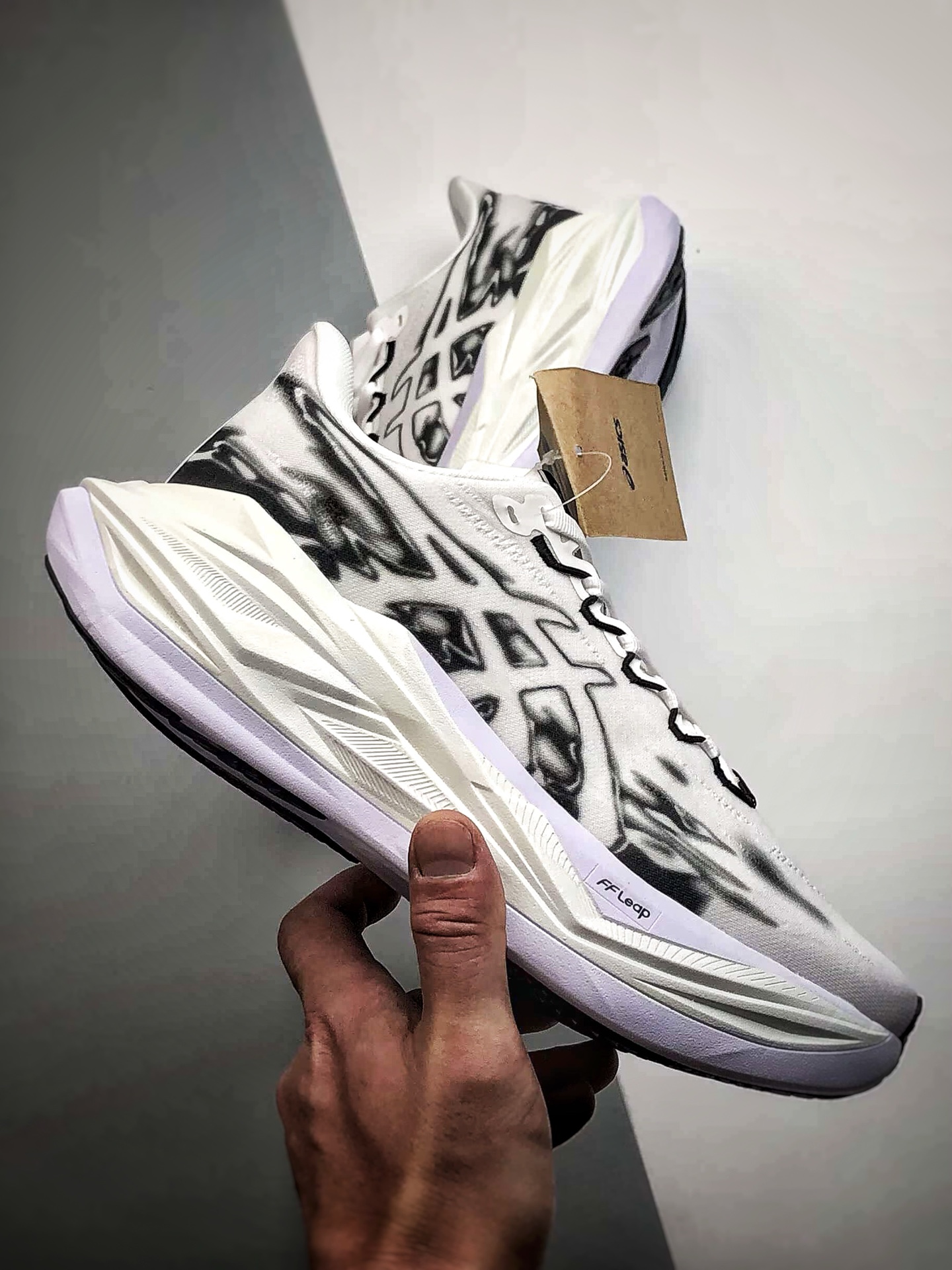 200 Asics SuperBlast 3 白黑 轻量回弹舒适透气支撑跑步鞋 1013A177-002-Chinese UA Cheap High Quatity Brand Clothes Bags handbags Sneakers wholesale wholesaler seller from China Factory suppliers Fashion Clothing Shoes best Quality Beautiful Price 200 Asics SuperBlast 3 白黑 轻量回弹舒适透气支撑跑步鞋 1013A177-002