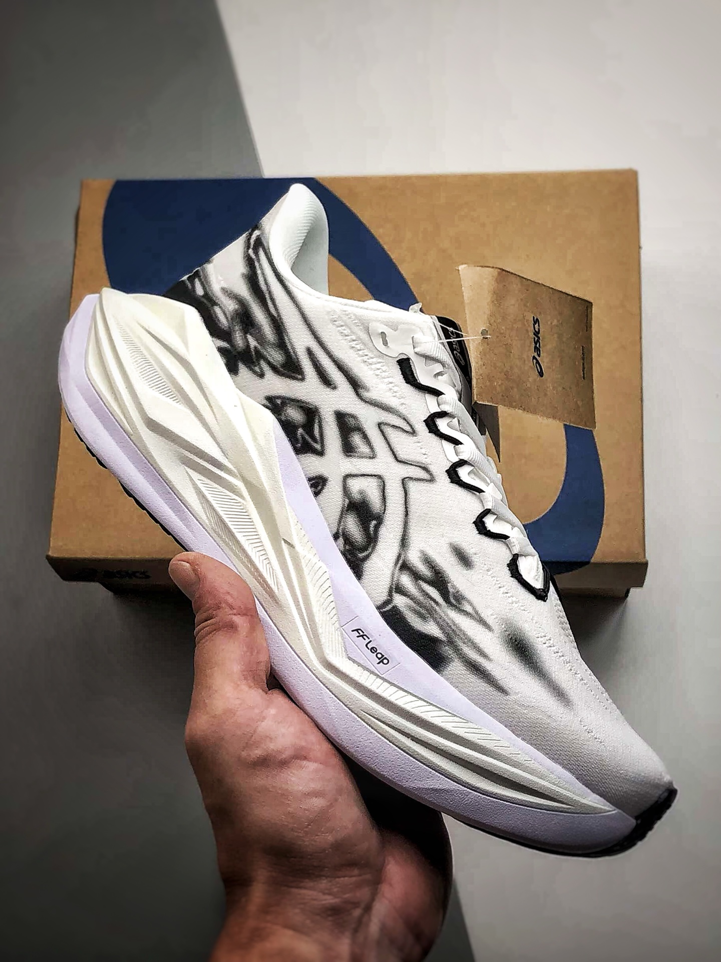 200 Asics SuperBlast 3 白黑 轻量回弹舒适透气支撑跑步鞋 1013A177-002-Chinese UA Cheap High Quatity Brand Clothes Bags handbags Sneakers wholesale wholesaler seller from China Factory suppliers Fashion Clothing Shoes best Quality Beautiful Price 200 Asics SuperBlast 3 白黑 轻量回弹舒适透气支撑跑步鞋 1013A177-002