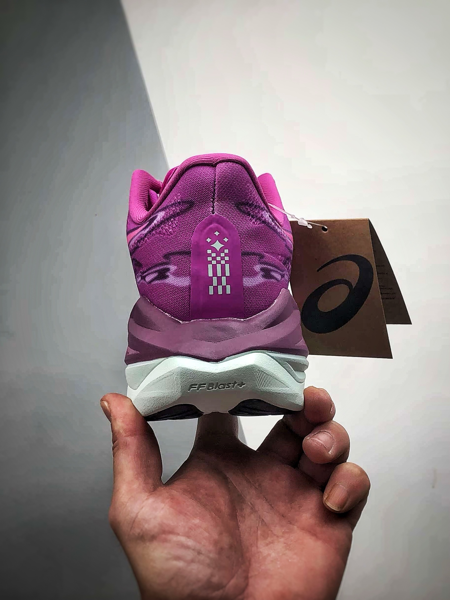200 Asics SuperBlast 3 紫红色 轻量回弹舒适透气支撑跑步鞋 1013A186-209-Chinese UA Cheap High Quatity Brand Clothes Bags handbags Sneakers wholesale wholesaler seller from China Factory suppliers Fashion Clothing Shoes best Quality Beautiful Price 200 Asics SuperBlast 3 紫红色 轻量回弹舒适透气支撑跑步鞋 1013A186-209