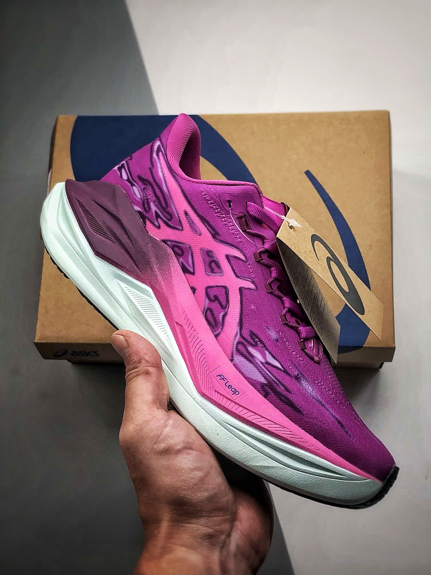 200 Asics SuperBlast 3 紫红色 轻量回弹舒适透气支撑跑步鞋 1013A186-209-Chinese UA Cheap High Quatity Brand Clothes Bags handbags Sneakers wholesale wholesaler seller from China Factory suppliers Fashion Clothing Shoes best Quality Beautiful Price 200 Asics SuperBlast 3 紫红色 轻量回弹舒适透气支撑跑步鞋 1013A186-209