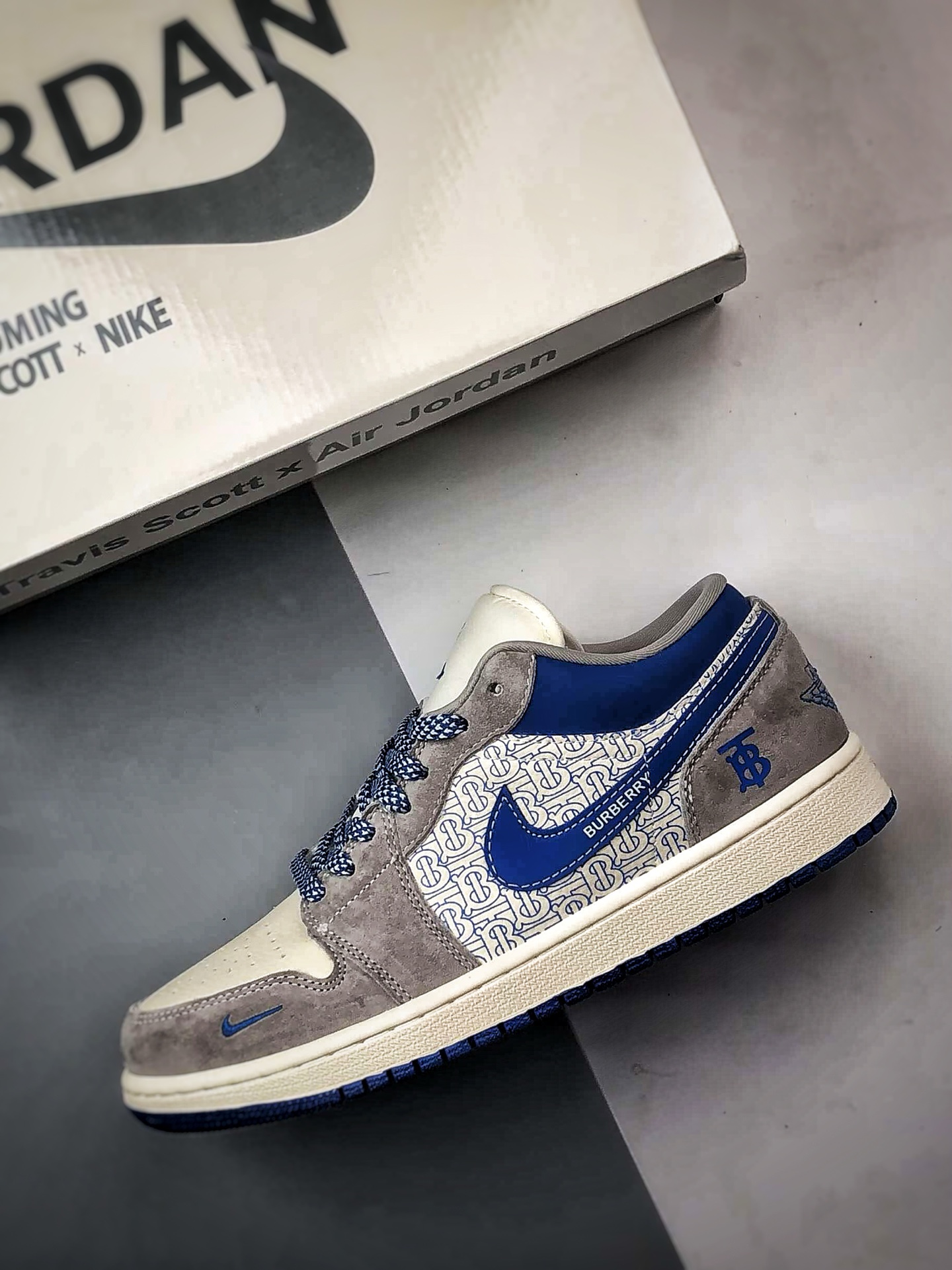 Air Jordan 1 Low ”高端定制” 巴宝莉印花米灰蓝 LD8888-016-Top High Quatity Cheap Sneakers Fashion Clothing Clothes Bags handbags Shoes of all Brand wholesale With The best Quality And Beautiful Price from China Factory Chinese suppliers wholesaler seller Air Jordan 1 Low ”高端定制” 巴宝莉印花米灰蓝 LD8888-016
