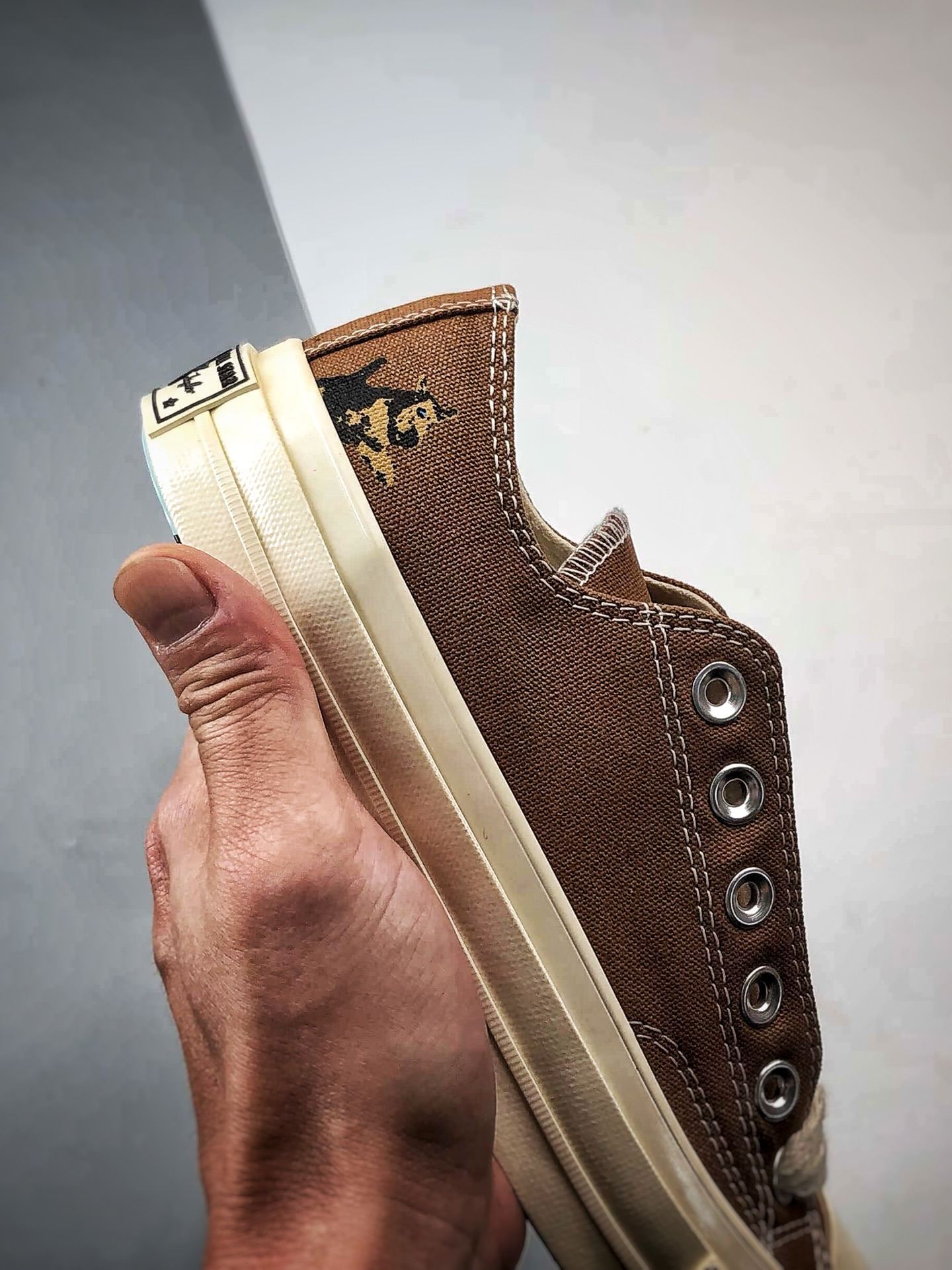 GOLF le FLEUR* x Converse Darryl Chuck 70 棕色 联名款柔软舒适薄底低帮休闲板鞋 A11675C-Top High Quatity Cheap Sneakers Fashion Clothing Clothes Bags handbags Shoes of all Brand wholesale With The best Quality And Beautiful Price from China Factory Chinese suppliers wholesaler seller GOLF le FLEUR* x Converse Darryl Chuck 70 棕色 联名款柔软舒适薄底低帮休闲板鞋 A11675C
