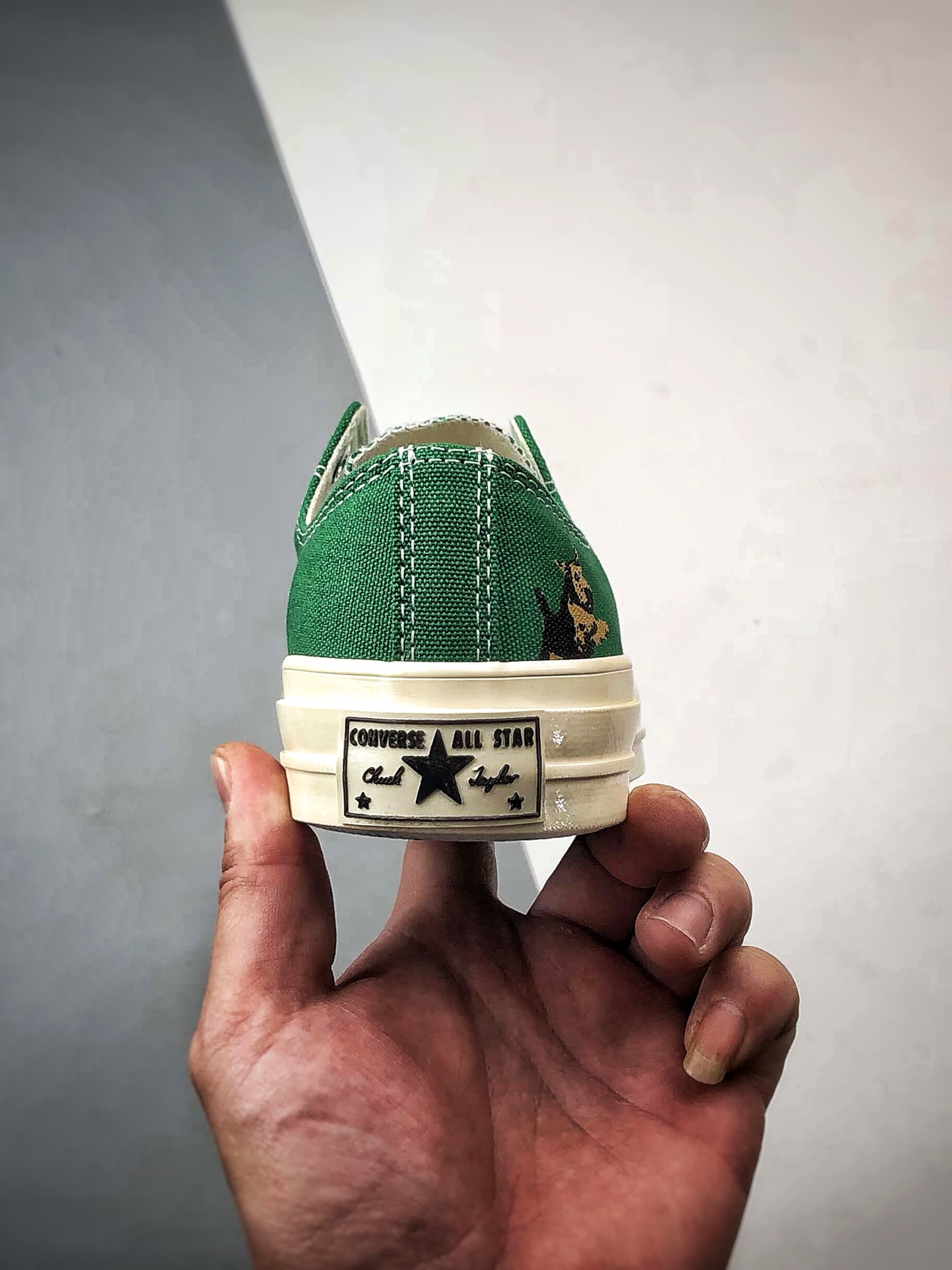 GOLF le FLEUR* x Converse Darryl Chuck 70 绿色 联名款柔软舒适薄底低帮休闲板鞋 A12143C-Top High Quatity Cheap Sneakers Fashion Clothing Clothes Bags handbags Shoes of all Brand wholesale With The best Quality And Beautiful Price from China Factory Chinese suppliers wholesaler seller GOLF le FLEUR* x Converse Darryl Chuck 70 绿色 联名款柔软舒适薄底低帮休闲板鞋 A12143C